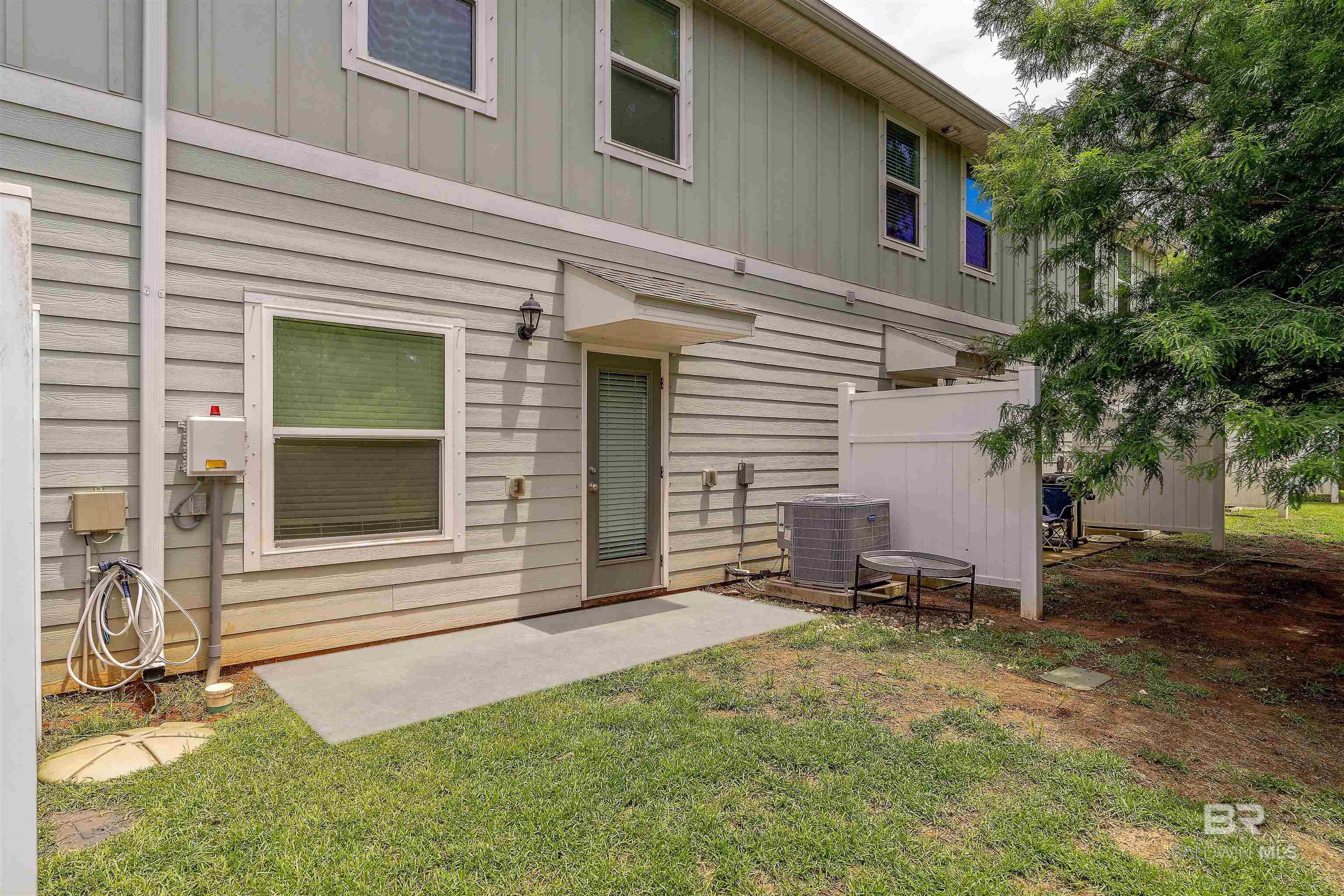 https://zimg.paragon.ice.com/ParagonImages/Property/PG/BCAR/397468/22/0/0/a127a9430b3b911ca278be989e1e4f2c/7/45662cc3846e6f16d8701f0e23b88623/397468-2c7141d5-7f99-4659-bcef-4a7c324a77ea.JPG