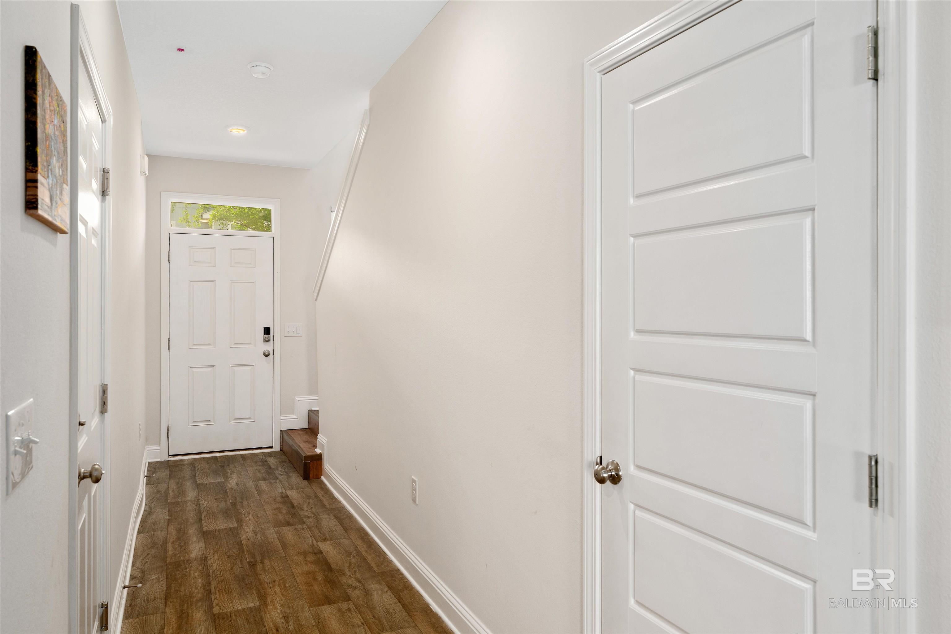 https://zimg.paragon.ice.com/ParagonImages/Property/PG/BCAR/397468/4/0/0/f44118c0e61a4ec25be03130850285fe/7/45662cc3846e6f16d8701f0e23b88623/397468-58ee5952-a4a8-462e-bca2-032dd8be982a.JPG