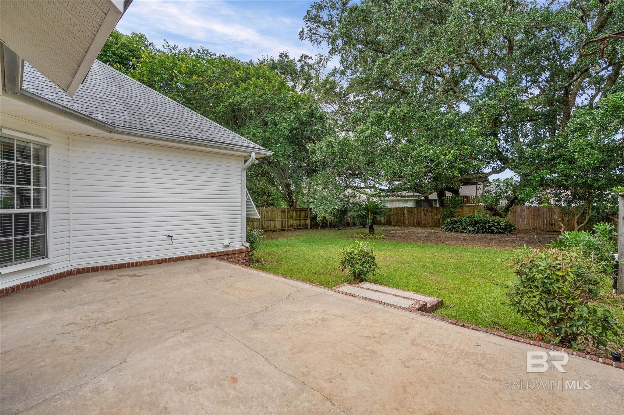 https://zimg.paragon.ice.com/ParagonImages/Property/PG/BCAR/397471/20/0/0/5e30668c10eb35136b8a0e9396172e81/7/3e260c3dc8bd22c2b7f9b7f67ae2a54e/397471-d6026211-0bb7-4c7c-a48f-b96a29a8b24d.JPG