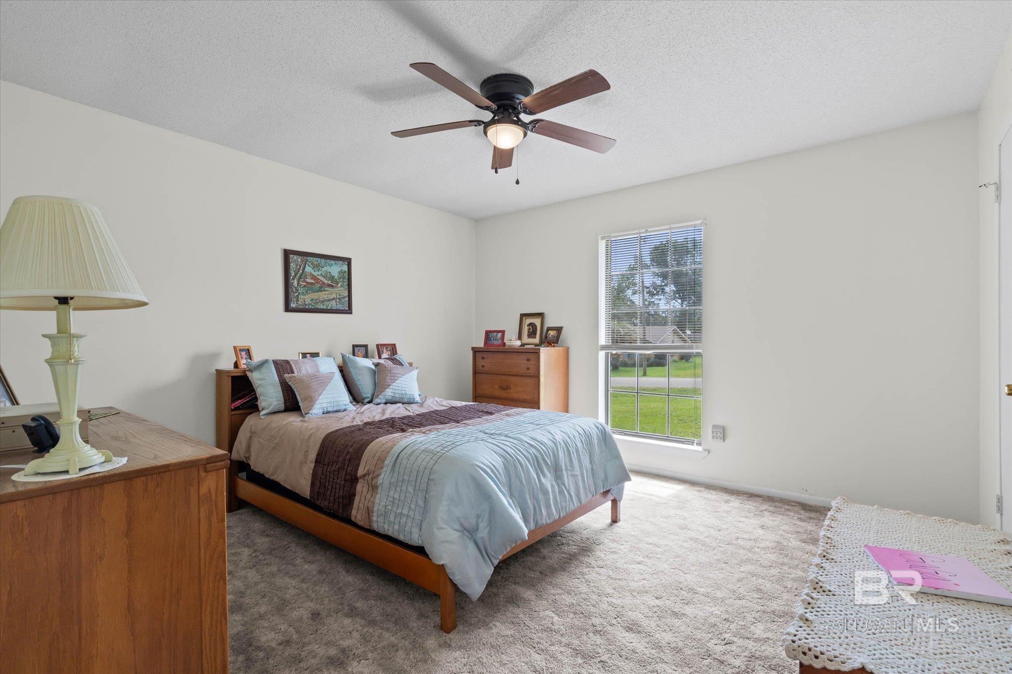 https://zimg.paragon.ice.com/ParagonImages/Property/PG/BCAR/397472/12/0/0/4e26e2a5c68504bce33f3143792e9c76/7/3307d4cda1870c506b85c184e84ba093/397472-05ccf267-05d4-4ce5-a044-520102293376.JPG