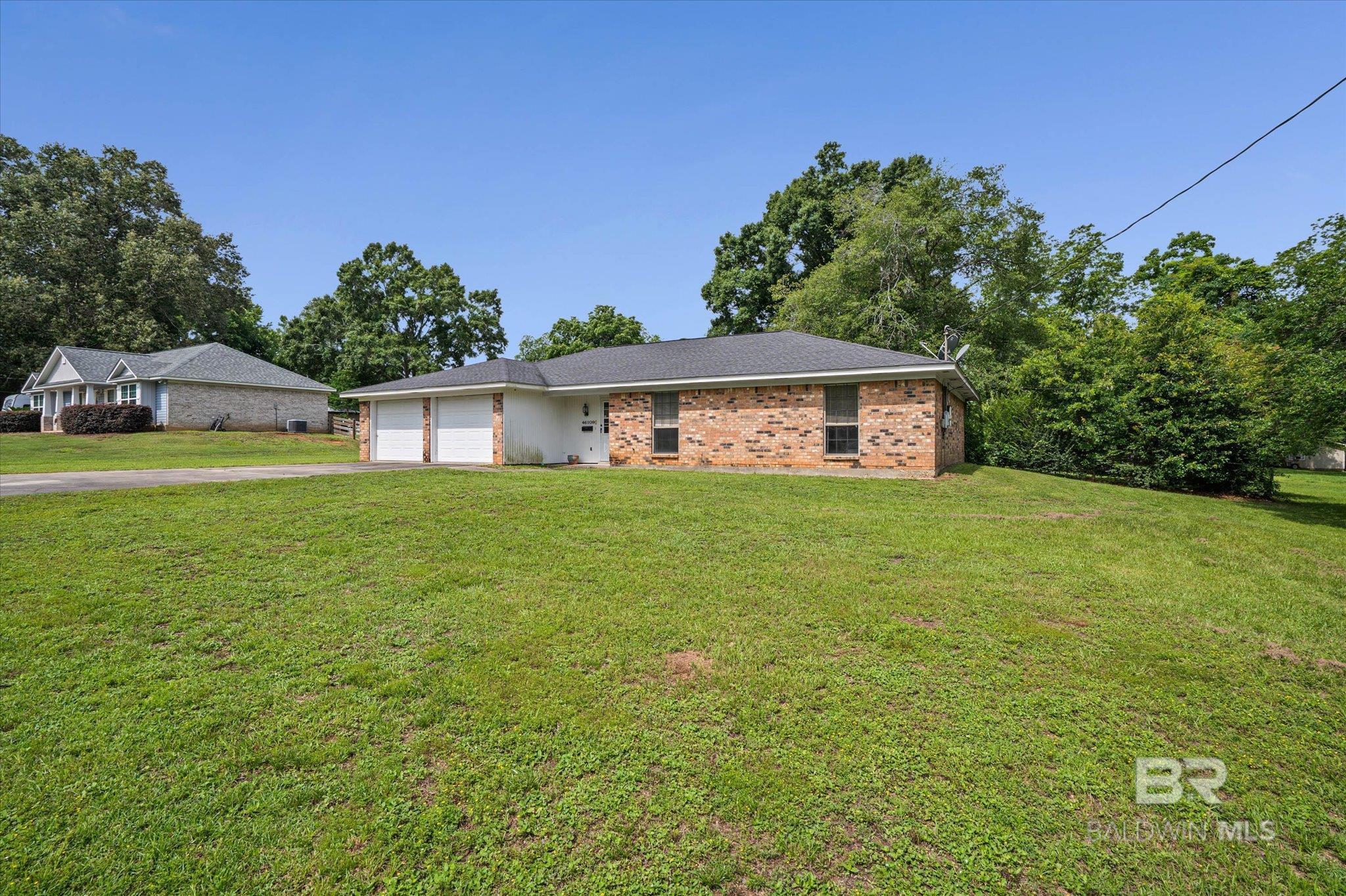 https://zimg.paragon.ice.com/ParagonImages/Property/PG/BCAR/397472/18/0/0/53dea17afb5ef5928be862a3798d578b/7/3307d4cda1870c506b85c184e84ba093/397472-01a5595d-334f-4c1c-9be9-000fe5c829d2.JPG