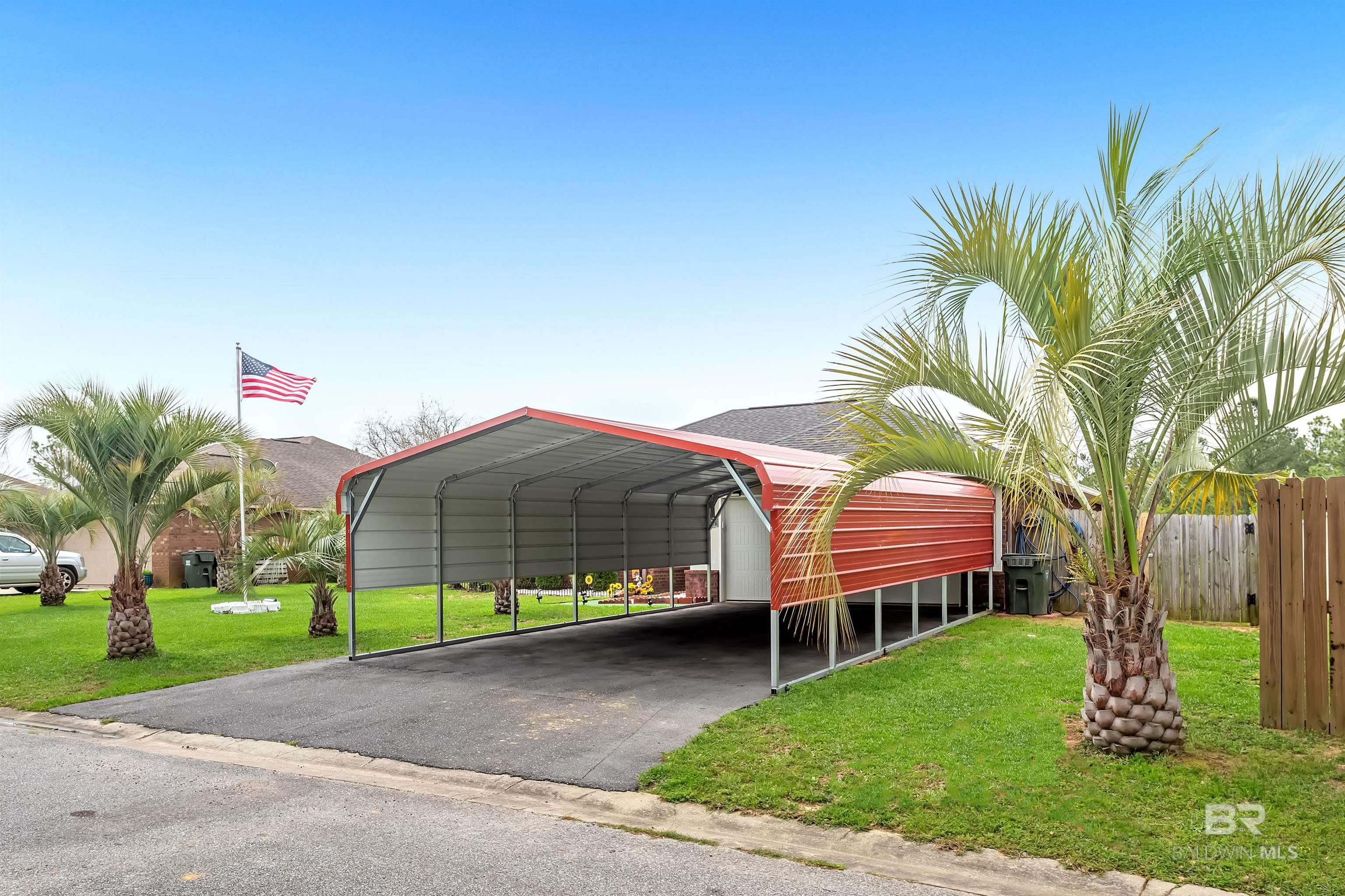 https://zimg.paragon.ice.com/ParagonImages/Property/PG/BCAR/397481/72/0/0/3202957b018b9f03b3058bd1749531a0/7/72e19a31db36baa1e9dba0def3ac4bd1/397481-46E4D781-AF66-45C0-B2D1-E53CE4DE0816.JPG