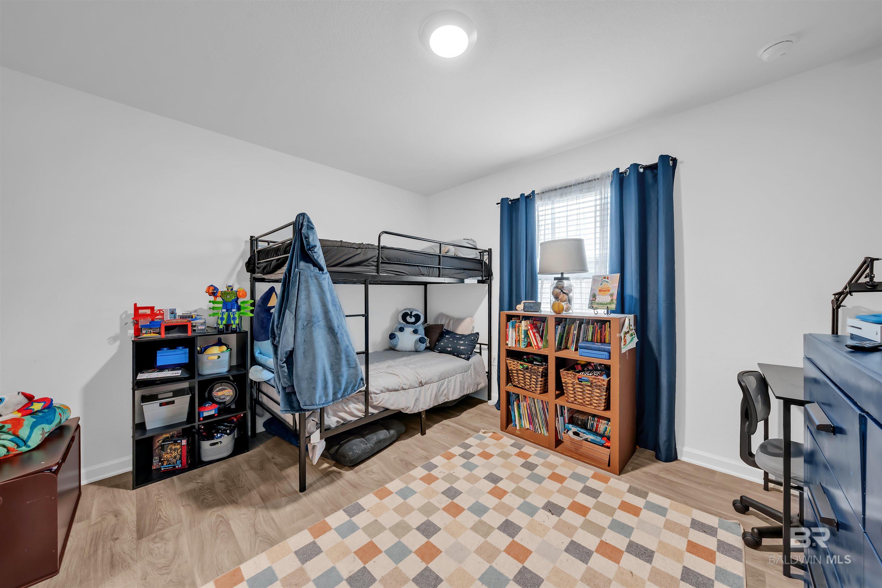 https://zimg.paragon.ice.com/ParagonImages/Property/PG/BCAR/397482/21/0/0/7c56bbf7d6b151bcb1b8d716a174234b/7/9b5d0f1fb3cd4edc606e09ebeaf31a38/397482-a7240d74-79dc-4ac5-84d9-94be1913a4c8.JPG