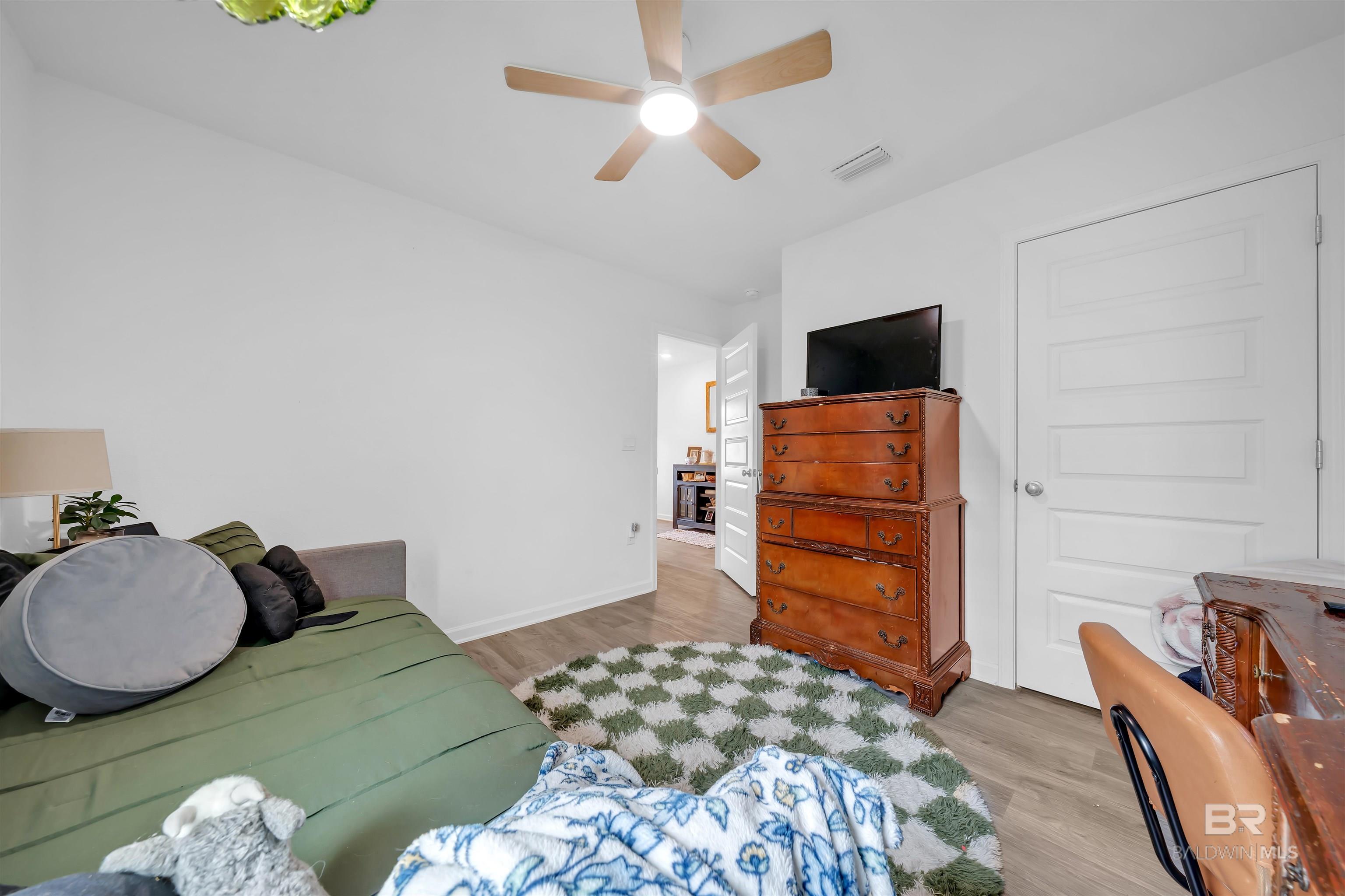 https://zimg.paragon.ice.com/ParagonImages/Property/PG/BCAR/397482/24/0/0/8fe4a3d67327b7ac9578dbf3d21c2008/7/9b5d0f1fb3cd4edc606e09ebeaf31a38/397482-1cc52be9-9431-45ad-80f8-573f0da2a18f.JPG