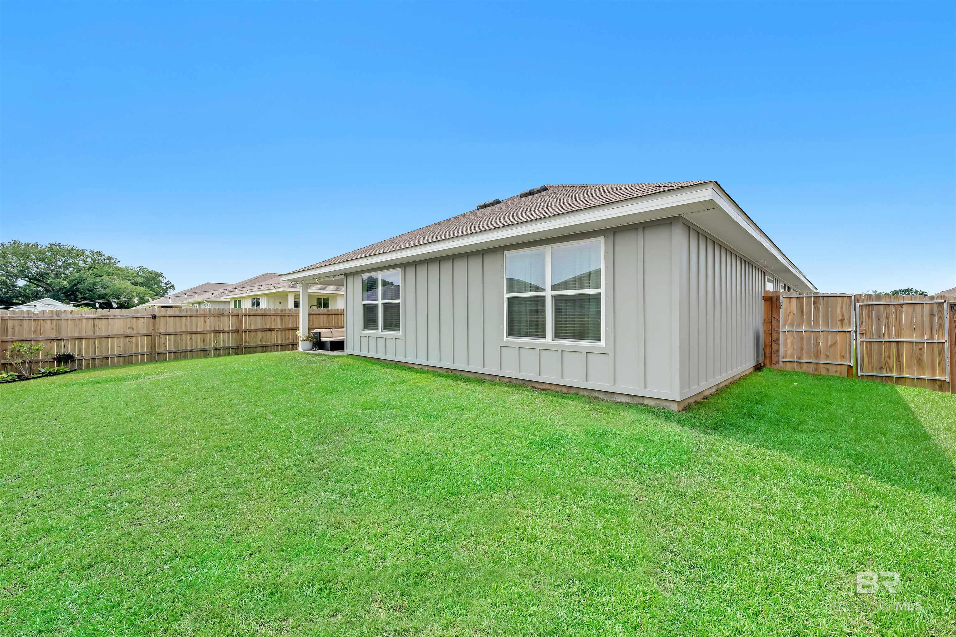 https://zimg.paragon.ice.com/ParagonImages/Property/PG/BCAR/397482/29/0/0/4b17b8c4b9bf0271b1eb98eebedfeccb/7/9b5d0f1fb3cd4edc606e09ebeaf31a38/397482-6b7c7883-5e0a-4bed-bd2b-6ff19c179844.JPG