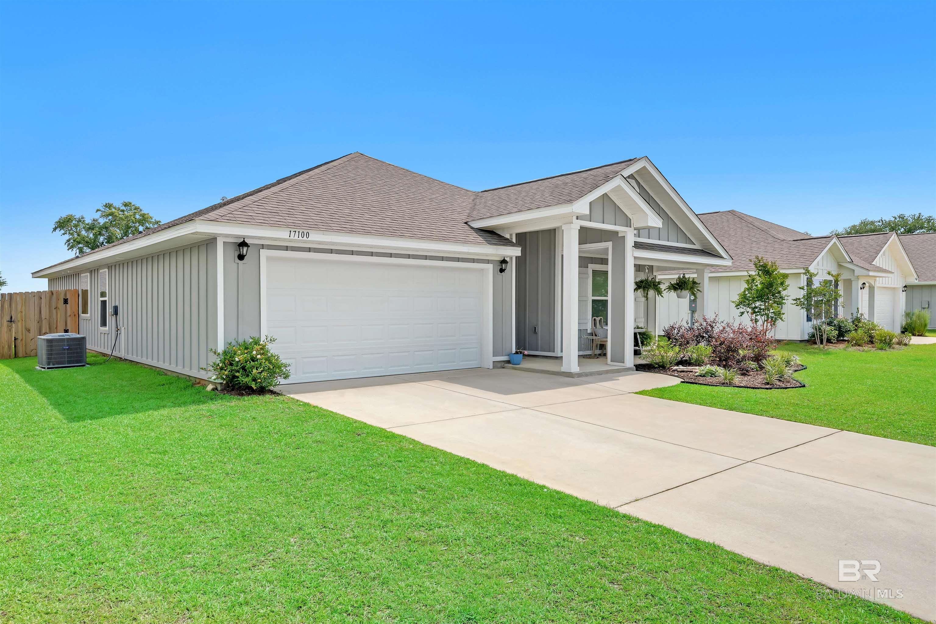 https://zimg.paragon.ice.com/ParagonImages/Property/PG/BCAR/397482/32/0/0/3bf2ca855c671f6efdd206784c497889/7/9b5d0f1fb3cd4edc606e09ebeaf31a38/397482-fe475e4a-461d-4506-b9d0-2f19651e5545.JPG