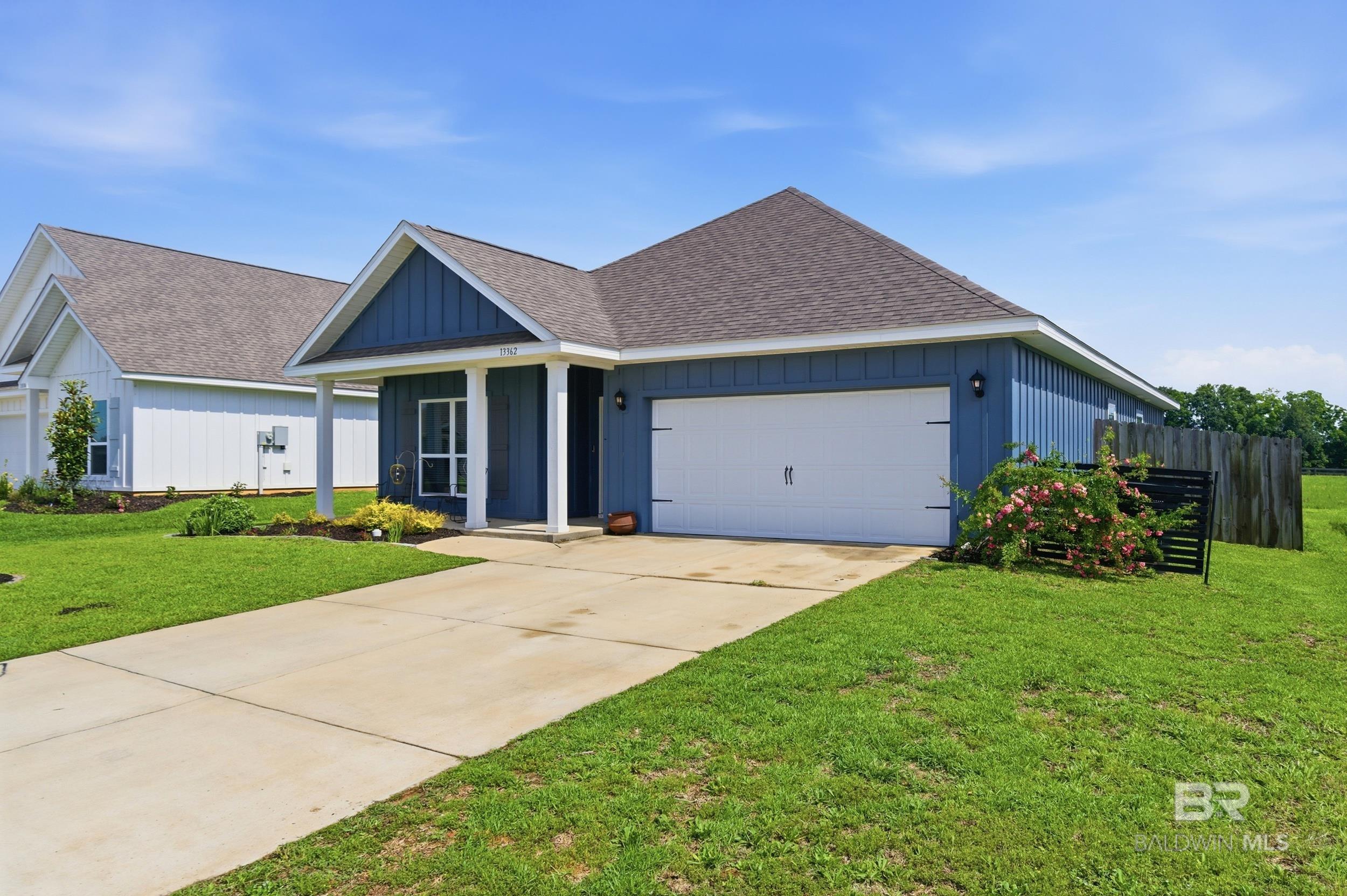 https://zimg.paragon.ice.com/ParagonImages/Property/PG/BCAR/397483/45/0/0/8c511e0a7c405c5bf6f831535e93a1d9/7/a5e37acb3ccce7d85f402894654dd754/397483-18819a3e-a53e-4062-8e38-c183a6104947.JPG