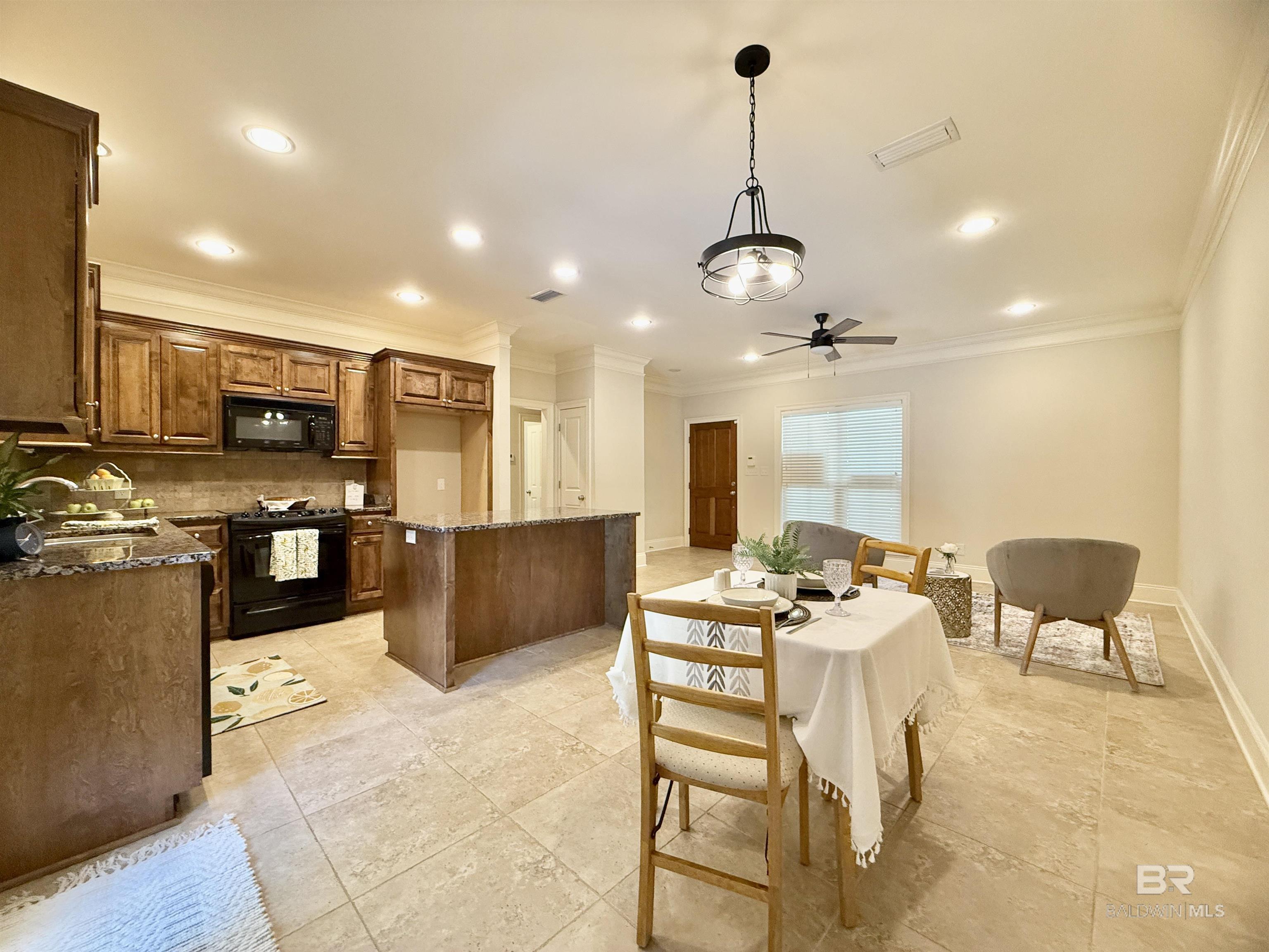 https://zimg.paragon.ice.com/ParagonImages/Property/PG/BCAR/397484/7/0/0/9b53861f44d840ce1c4a09906153c162/7/45e8f397a0602669cf89be1df182a7cb/397484-6e527c84-d1f3-45e6-a8ec-91619d2e2f6e.JPG
