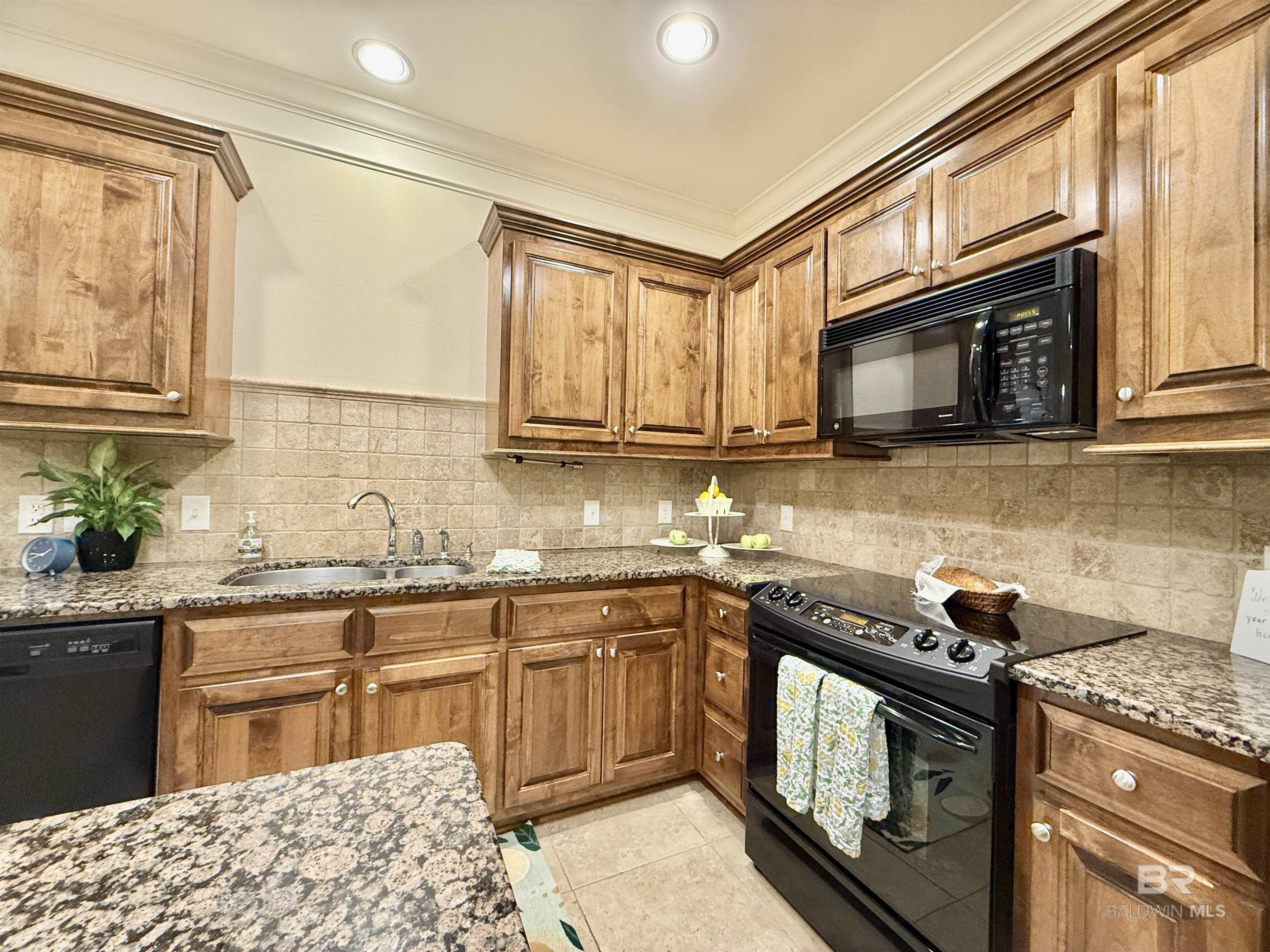 https://zimg.paragon.ice.com/ParagonImages/Property/PG/BCAR/397484/9/0/0/547e3f63a32994267324f5507132c8e6/7/45e8f397a0602669cf89be1df182a7cb/397484-0f6e7c81-65b6-4ab3-83e2-69b137f2ae3e.JPG