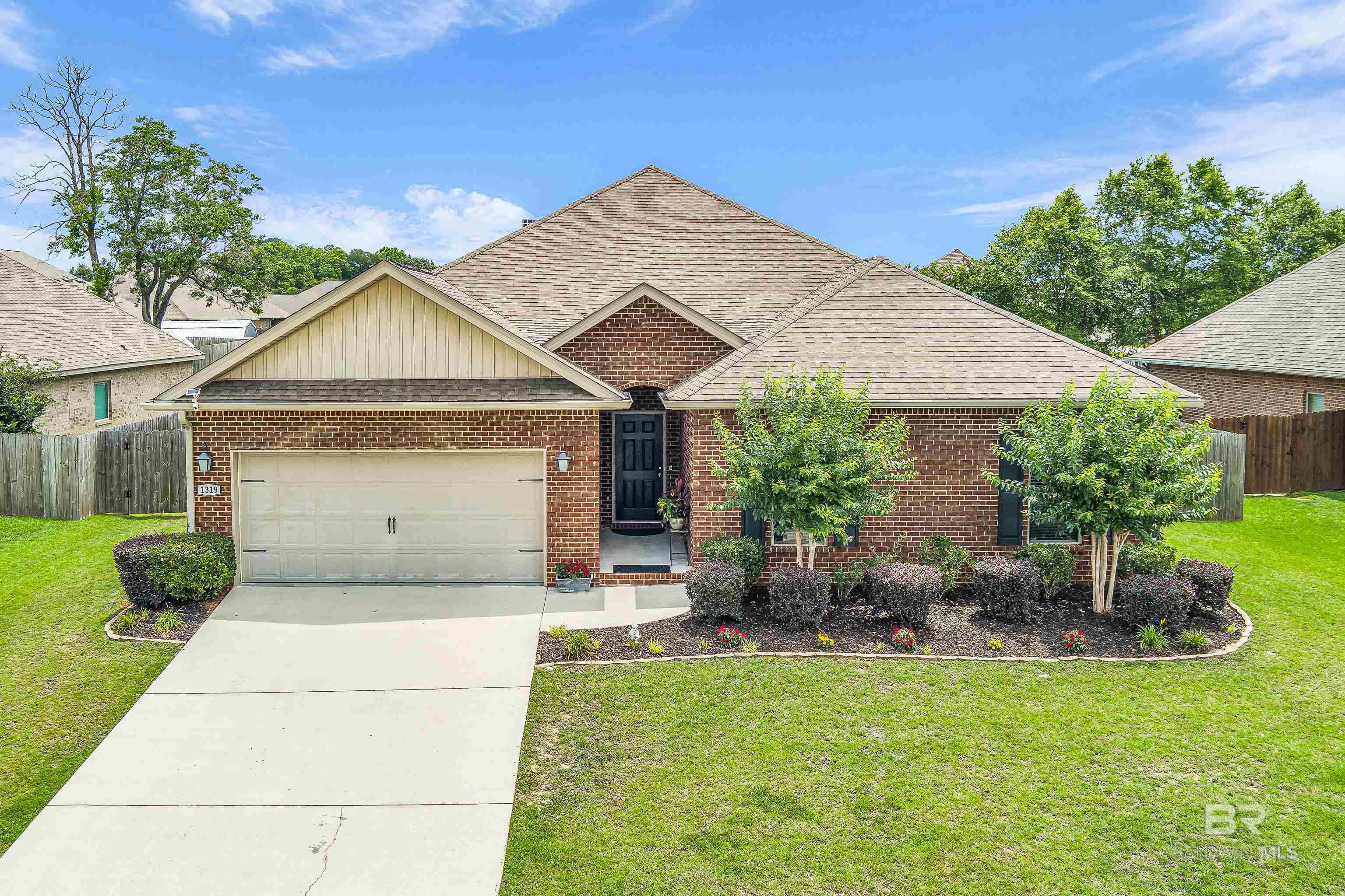 1319 W Selby Phillips Drive