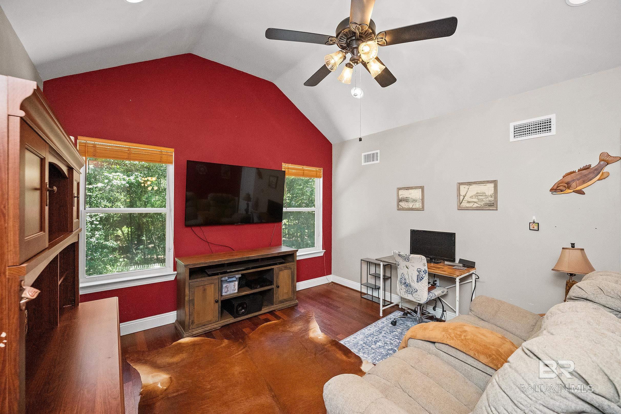 https://zimg.paragon.ice.com/ParagonImages/Property/PG/BCAR/397537/12/0/0/5d973fe7ef28a014522df774341dabaf/7/6cbf15fddce696883a3237b87b8e3607/397537-acb9afd4-0279-40f3-a6df-3eb9101884ca.JPG