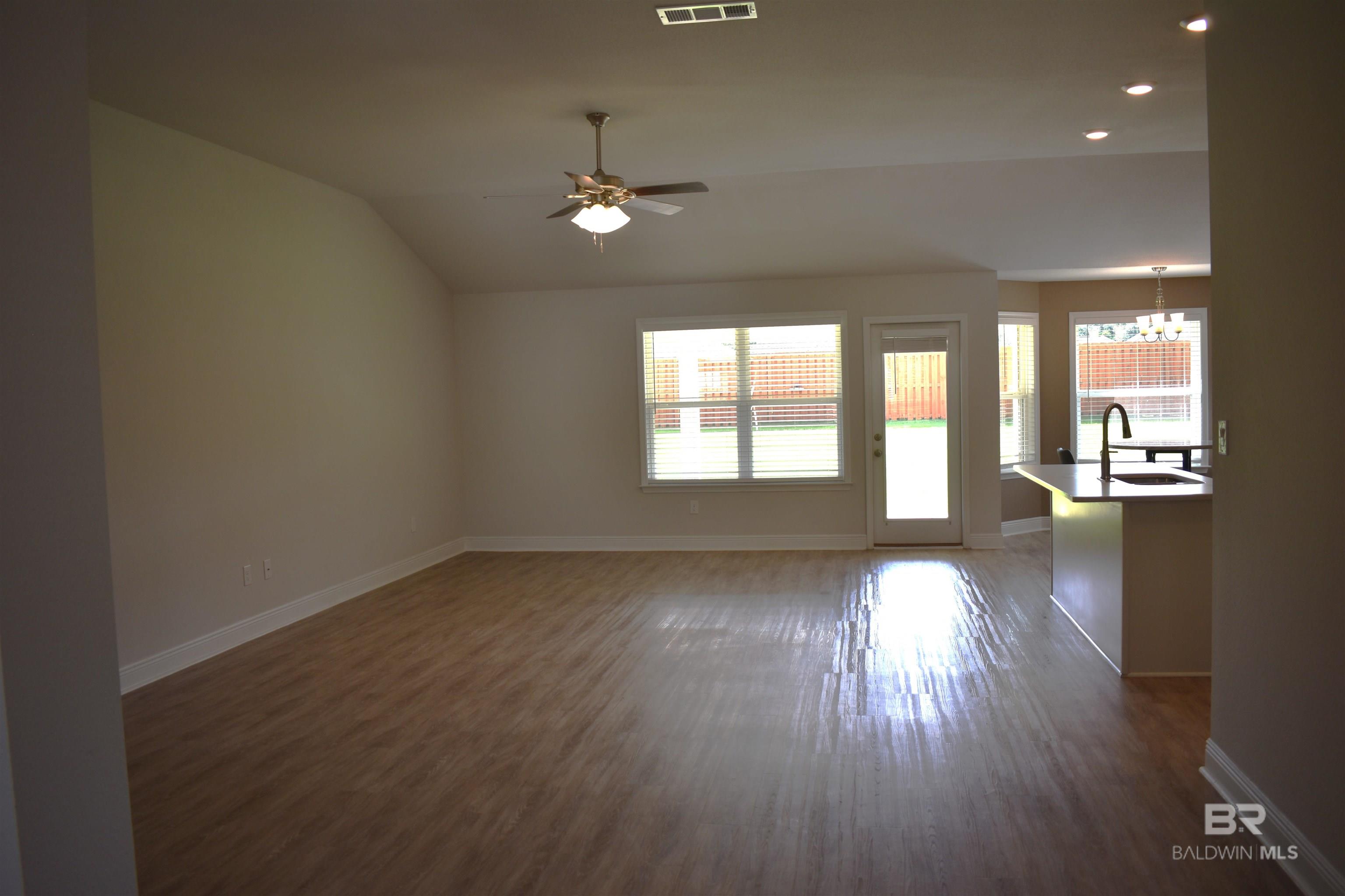397538 | Photo 17