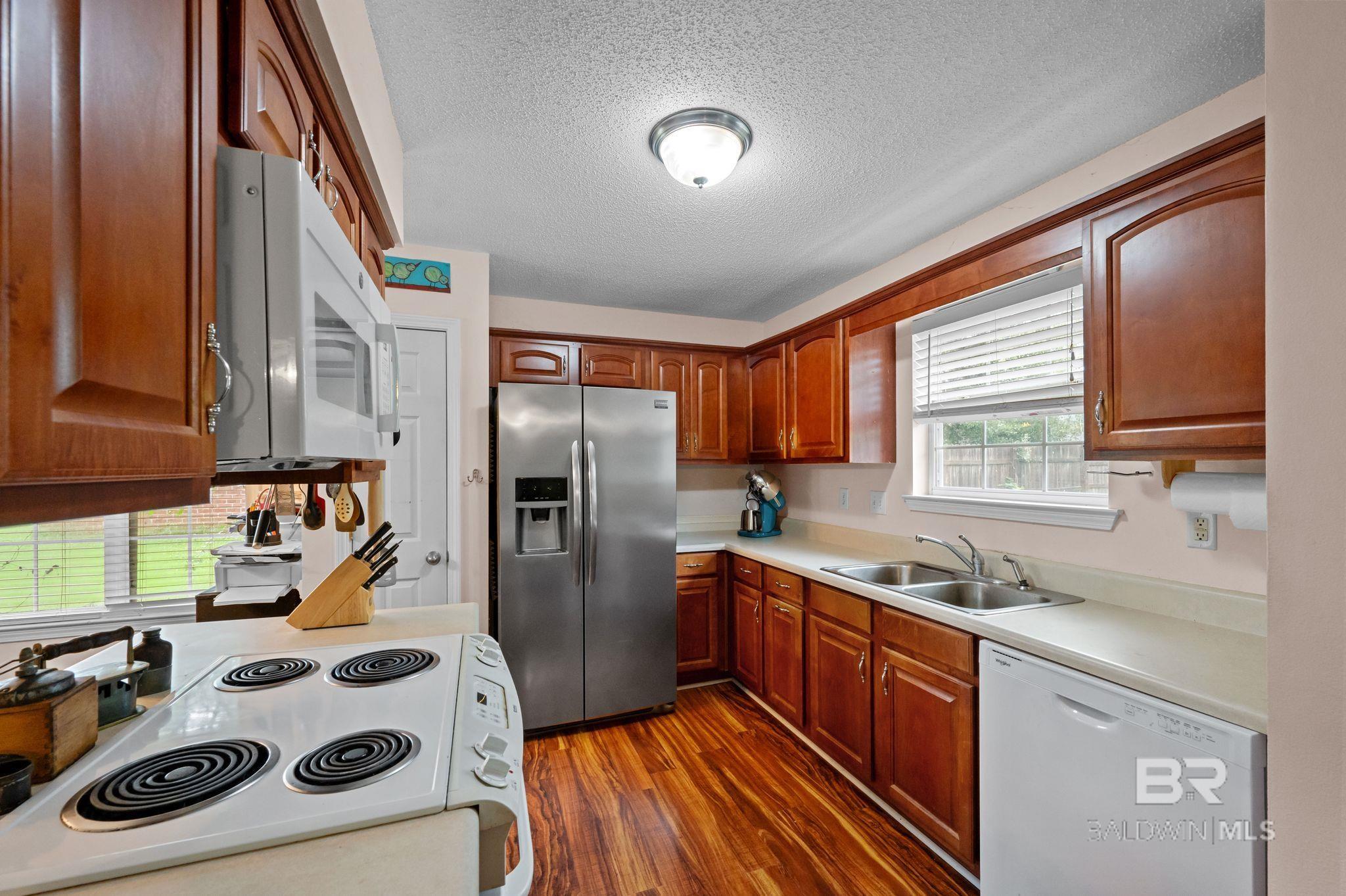 https://zimg.paragon.ice.com/ParagonImages/Property/PG/BCAR/397539/12/0/0/be8c5f4c25ac7c672e0e4d3bf02f610a/7/c8e7b14678bac27cb0fae7a55e9b8ae8/397539-90074d48-50dc-4a13-8ba2-7168c693e1f1.JPG