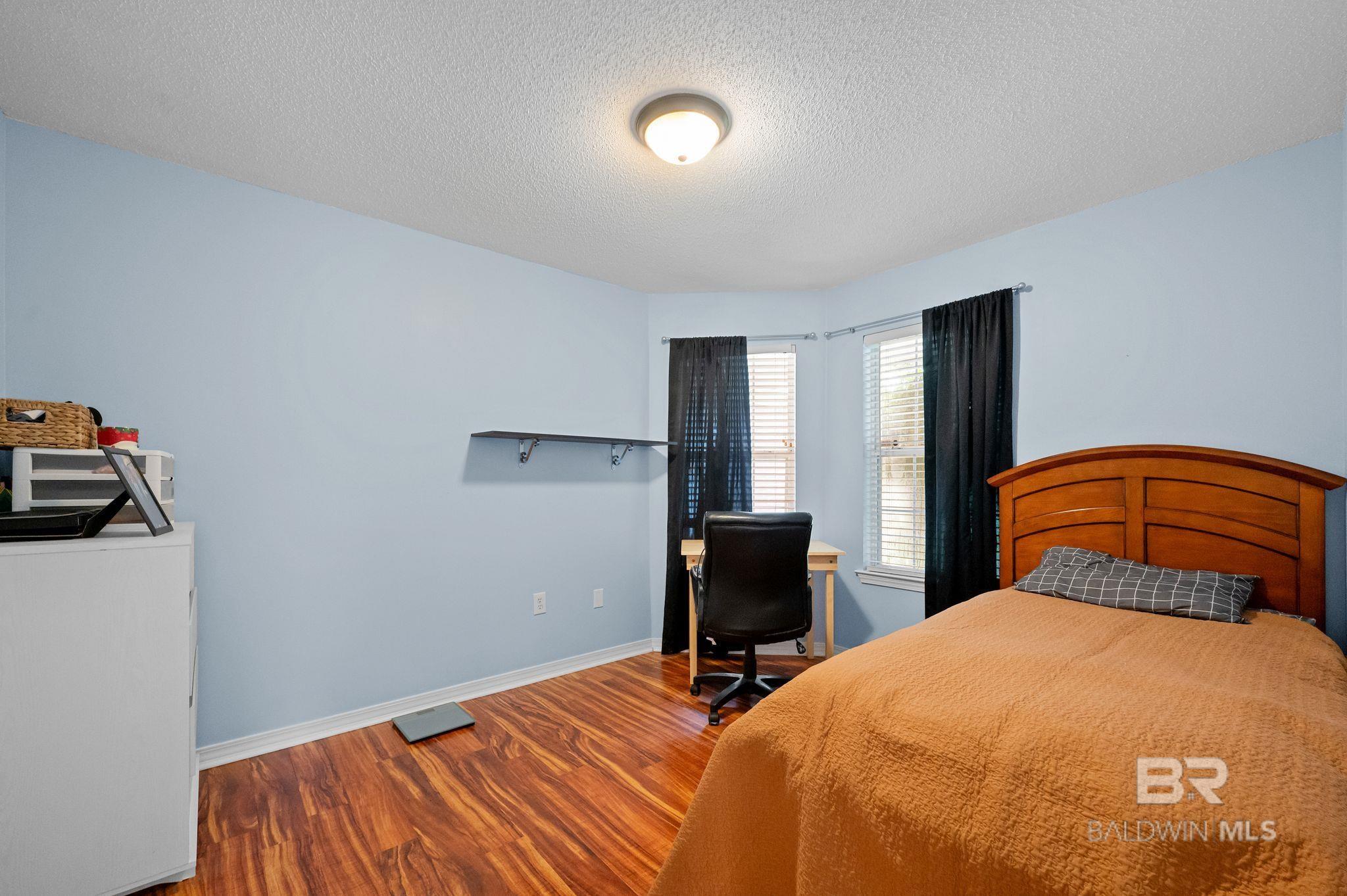 https://zimg.paragon.ice.com/ParagonImages/Property/PG/BCAR/397539/24/0/0/afbb0cfdf569b597d28edf7c6eeb66e4/7/c8e7b14678bac27cb0fae7a55e9b8ae8/397539-2df0f818-dce2-4f02-be9c-b1fc1dd9fcfd.JPG