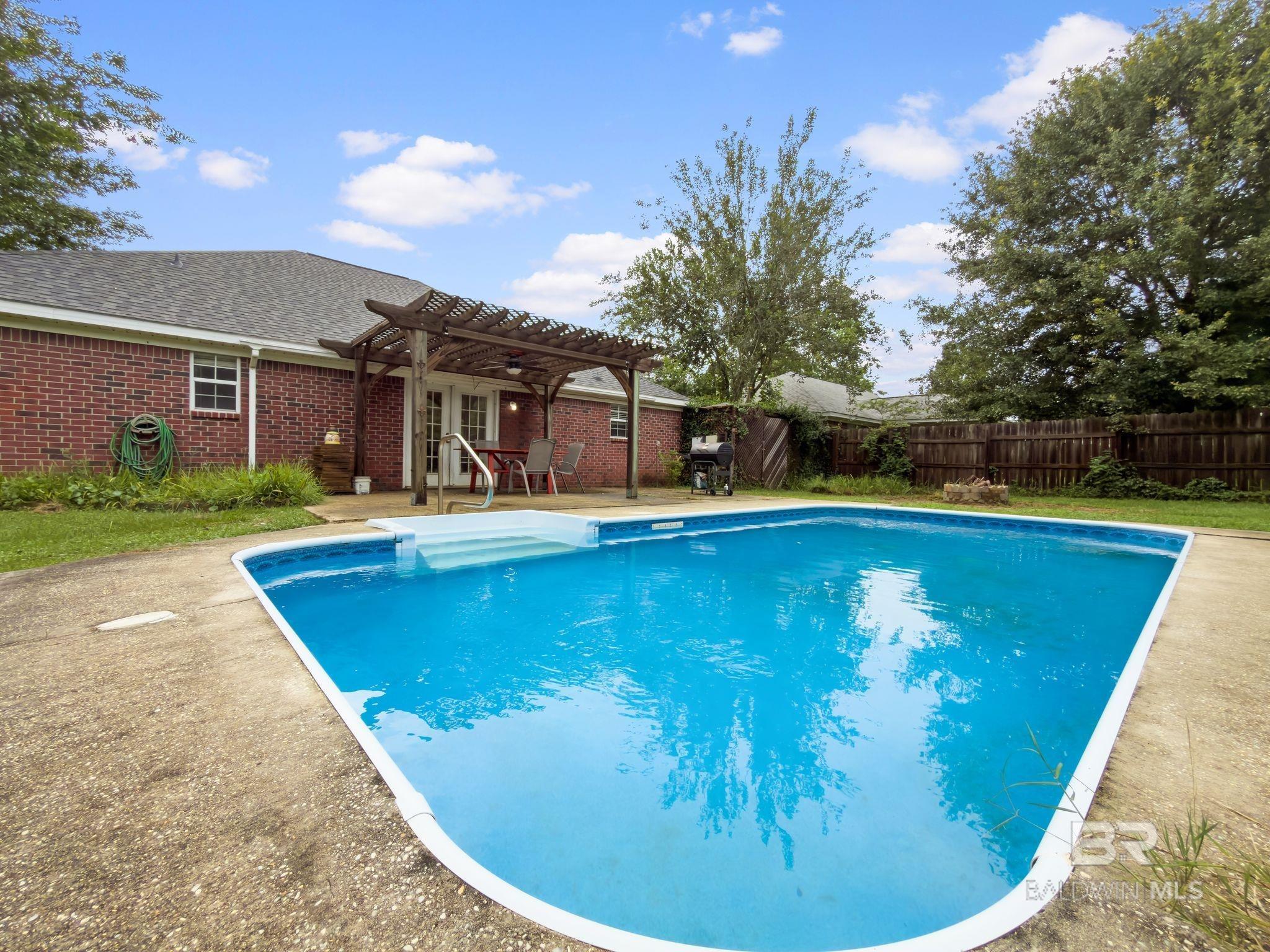 https://zimg.paragon.ice.com/ParagonImages/Property/PG/BCAR/397539/29/0/0/c8c5e9af939a55d5e8794fe332751ccf/7/c8e7b14678bac27cb0fae7a55e9b8ae8/397539-7693c08d-15a1-424d-9f57-aecd2b67bb55.JPG