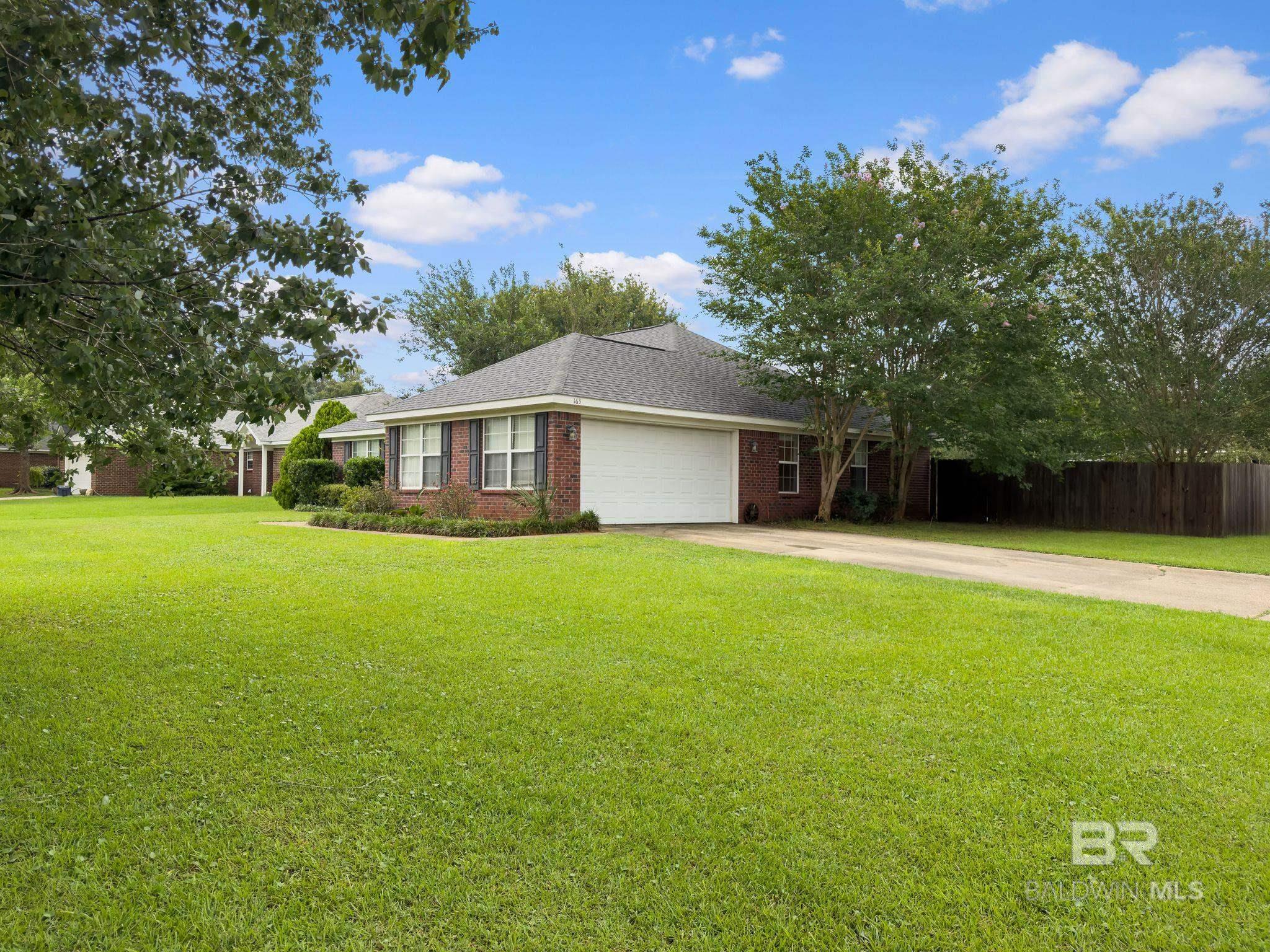 https://zimg.paragon.ice.com/ParagonImages/Property/PG/BCAR/397539/3/0/0/f31ca82378d4cb7d2c38062fdce8a4ac/7/c8e7b14678bac27cb0fae7a55e9b8ae8/397539-ee5ea3d2-1c9c-4ca7-b3f5-e9c34d7f9104.JPG
