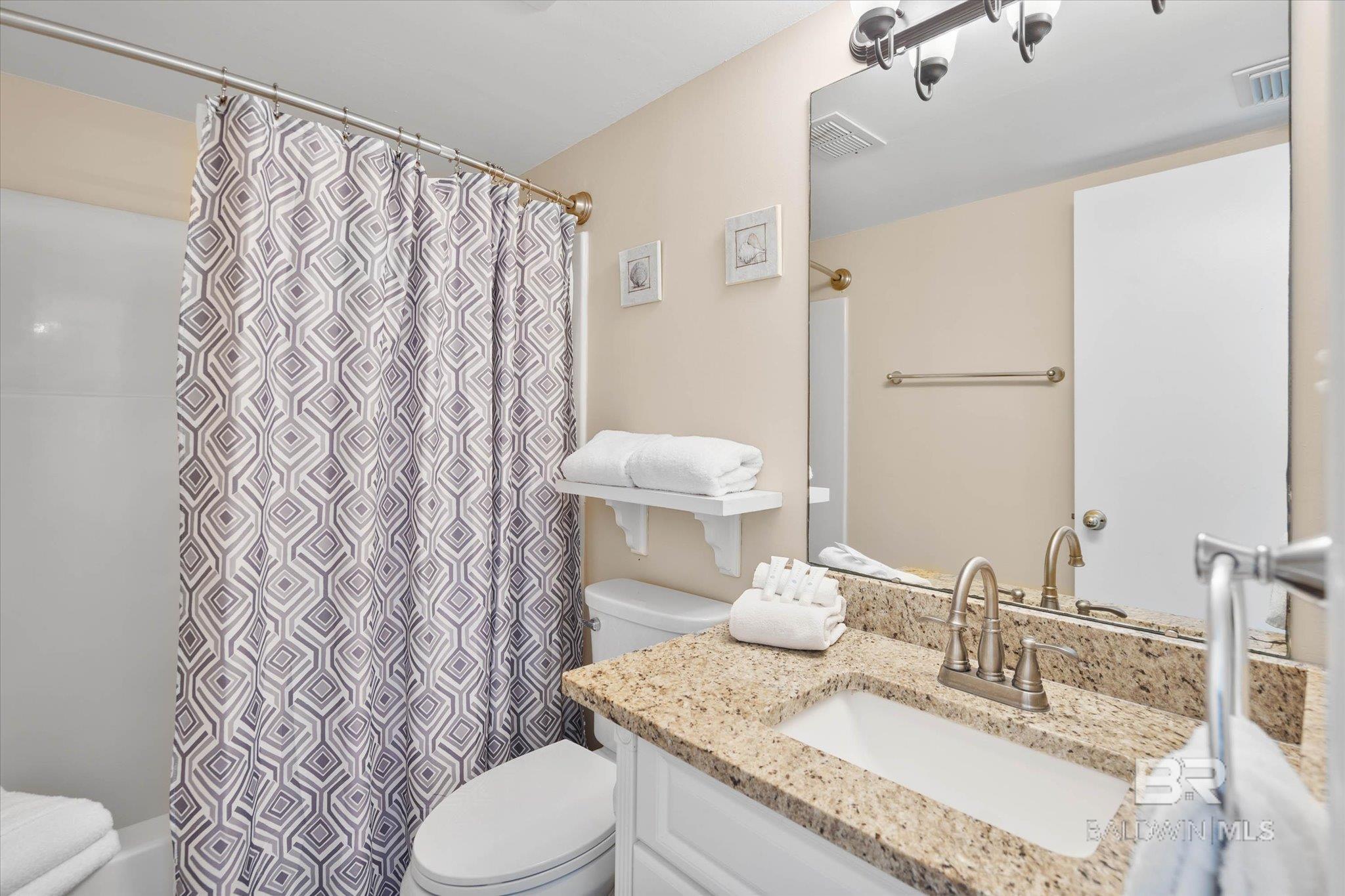 https://zimg.paragon.ice.com/ParagonImages/Property/PG/BCAR/397551/23/0/0/350aaa59d0b561290084d2c25f8f2a0a/7/68829f13a30459b3154da1dc96a4423a/397551-8735a76e-e1a6-498e-9c6d-f26ac7aa20bb.JPG