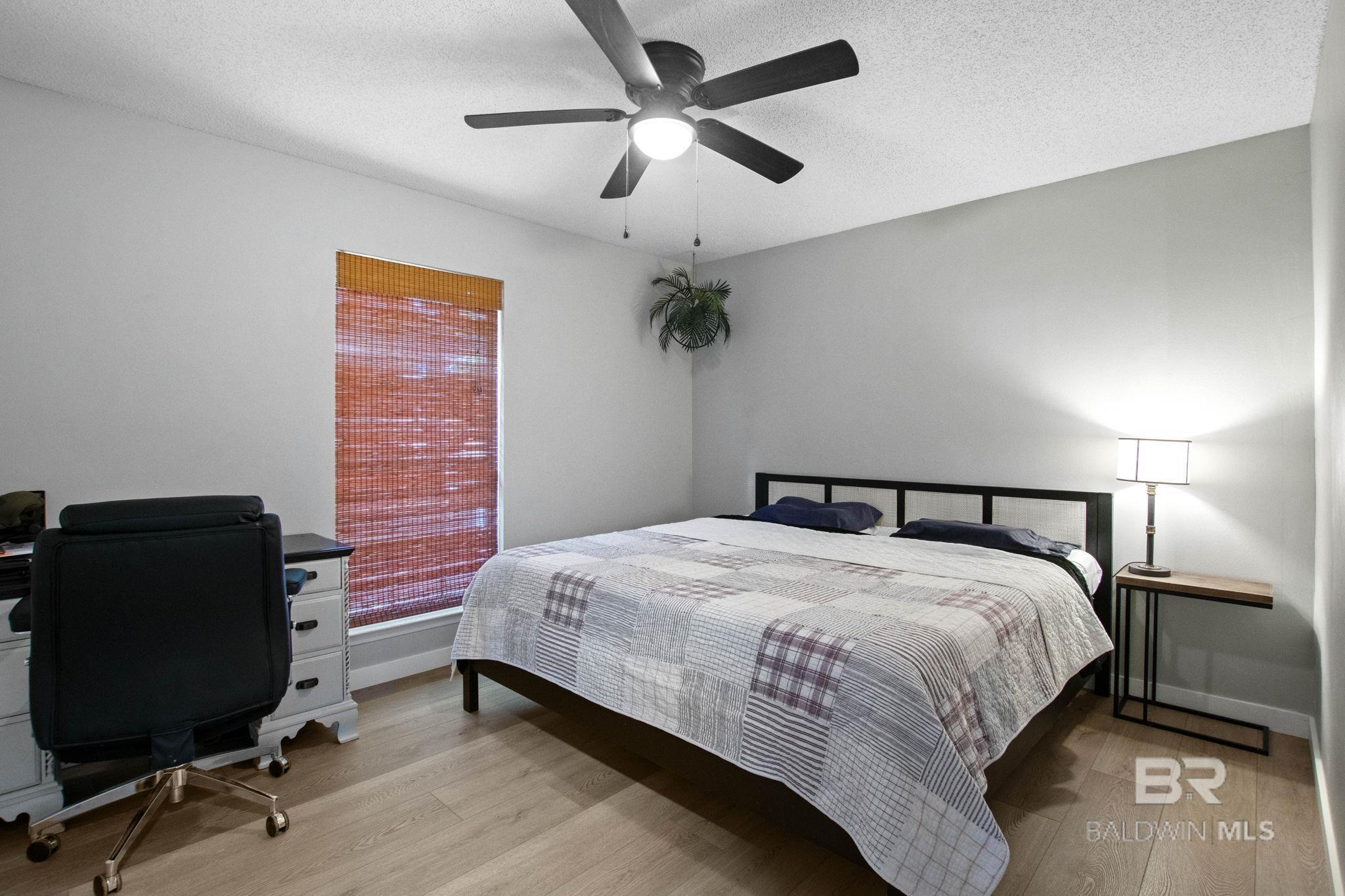 https://zimg.paragon.ice.com/ParagonImages/Property/PG/BCAR/397552/19/0/0/ae32103016493c8ac5af9ed379b82bec/7/12023cc5ca67835faf5ef7963490b602/397552-2905c4ed-8f16-41d0-a442-d35bf133ea49.JPG