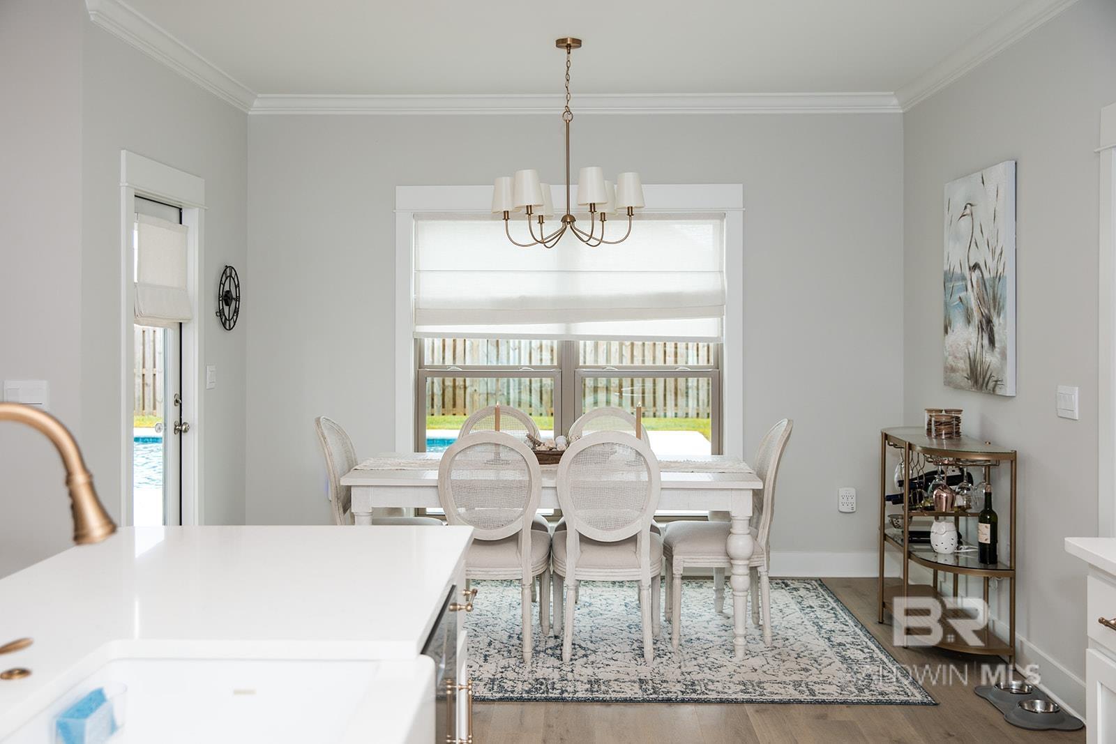 https://zimg.paragon.ice.com/ParagonImages/Property/PG/BCAR/397571/15/0/0/0fded9aa23291a2975af46d7456fafb7/7/812cbe01f7dc6106b61e2bdb2ddbfbfd/397571-e99862cf-601d-4b4a-a84f-3b42d7762ba1.JPG
