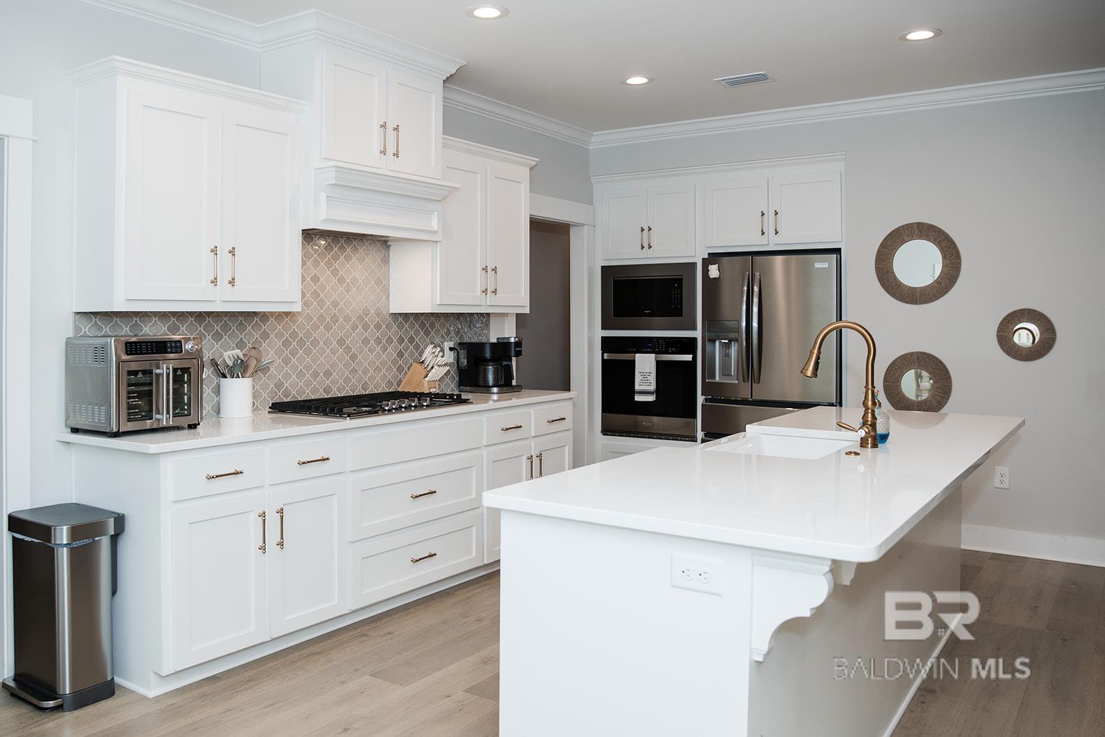 https://zimg.paragon.ice.com/ParagonImages/Property/PG/BCAR/397571/19/0/0/fd539e1f27fb8d10b2c33e2fdb403f72/7/812cbe01f7dc6106b61e2bdb2ddbfbfd/397571-579fe8f3-899a-4207-80a0-b02402d53f1e.JPG