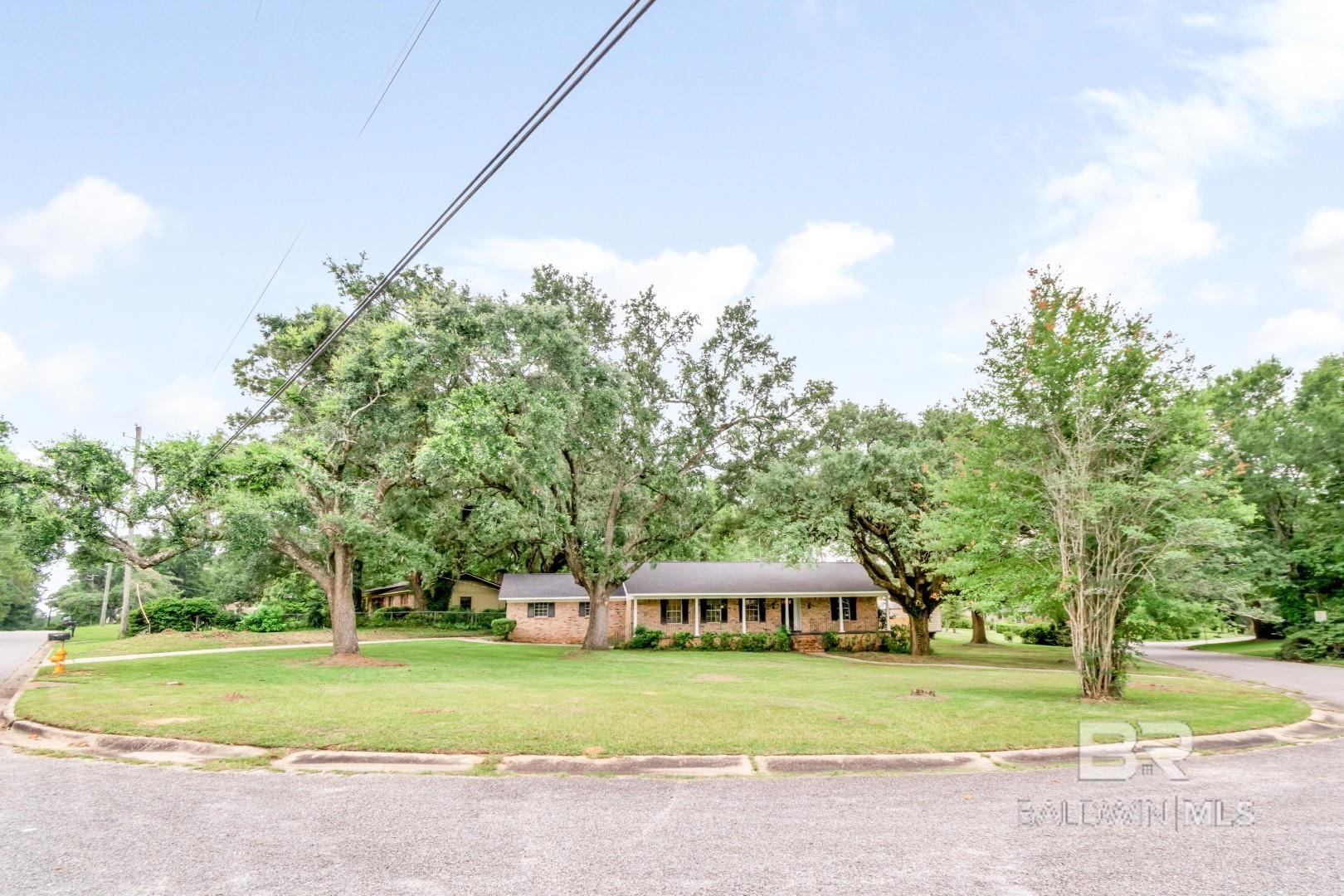 https://zimg.paragon.ice.com/ParagonImages/Property/PG/BCAR/397572/42/0/0/ac682468118b4049dbcaf69a4031de61/7/a2a8c069788859c9d0a38b641438bfab/397572-3c620954-e10c-43f7-b1e7-dea9b6969a3b.JPG