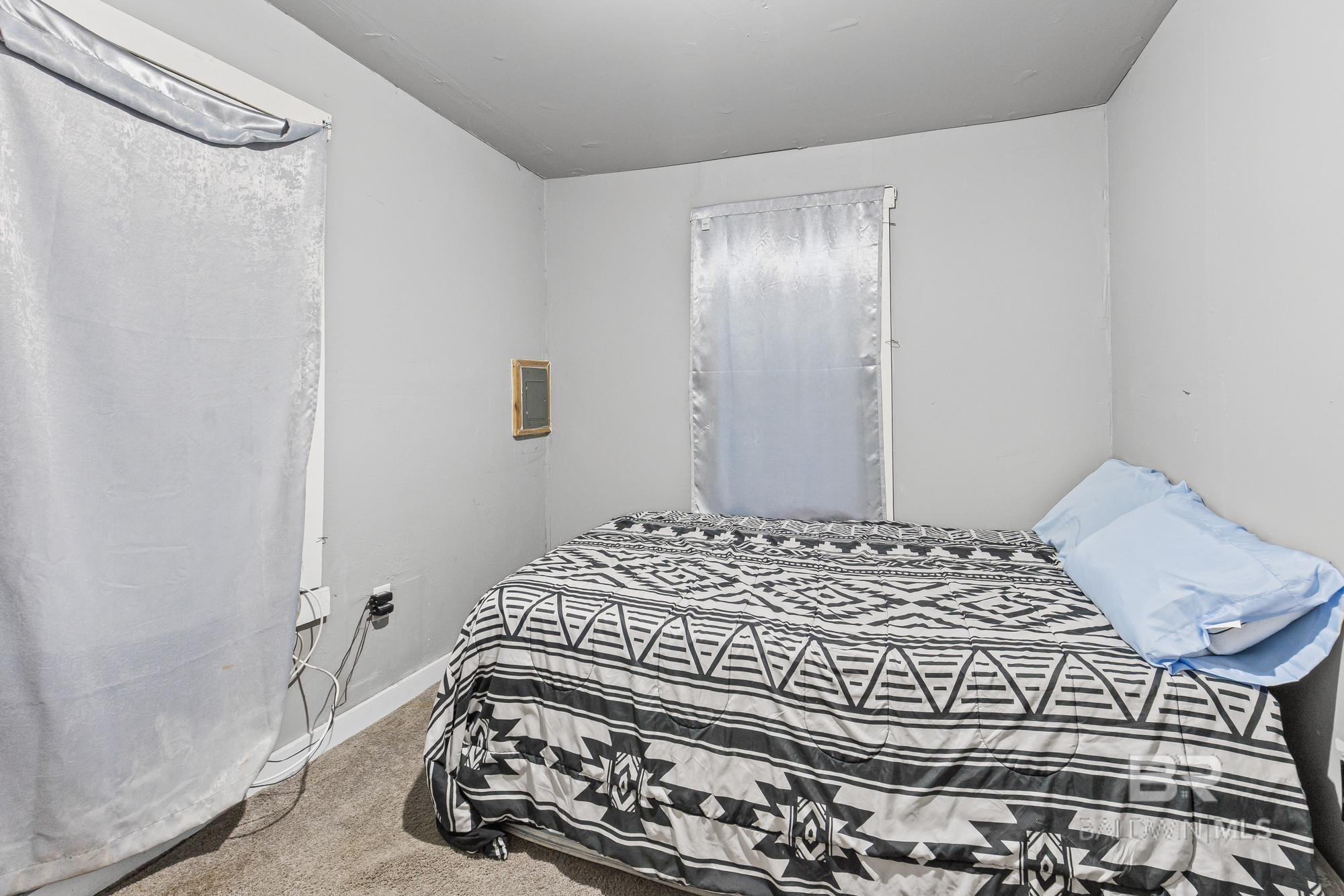 https://zimg.paragon.ice.com/ParagonImages/Property/PG/BCAR/397604/11/0/0/4c26fd25c0f1bbeeb2941e47e8a60035/7/0a3a480815bcf6681886608ee9656946/397604-cf60e875-0bef-45e5-88f6-345b2350a95c.JPG