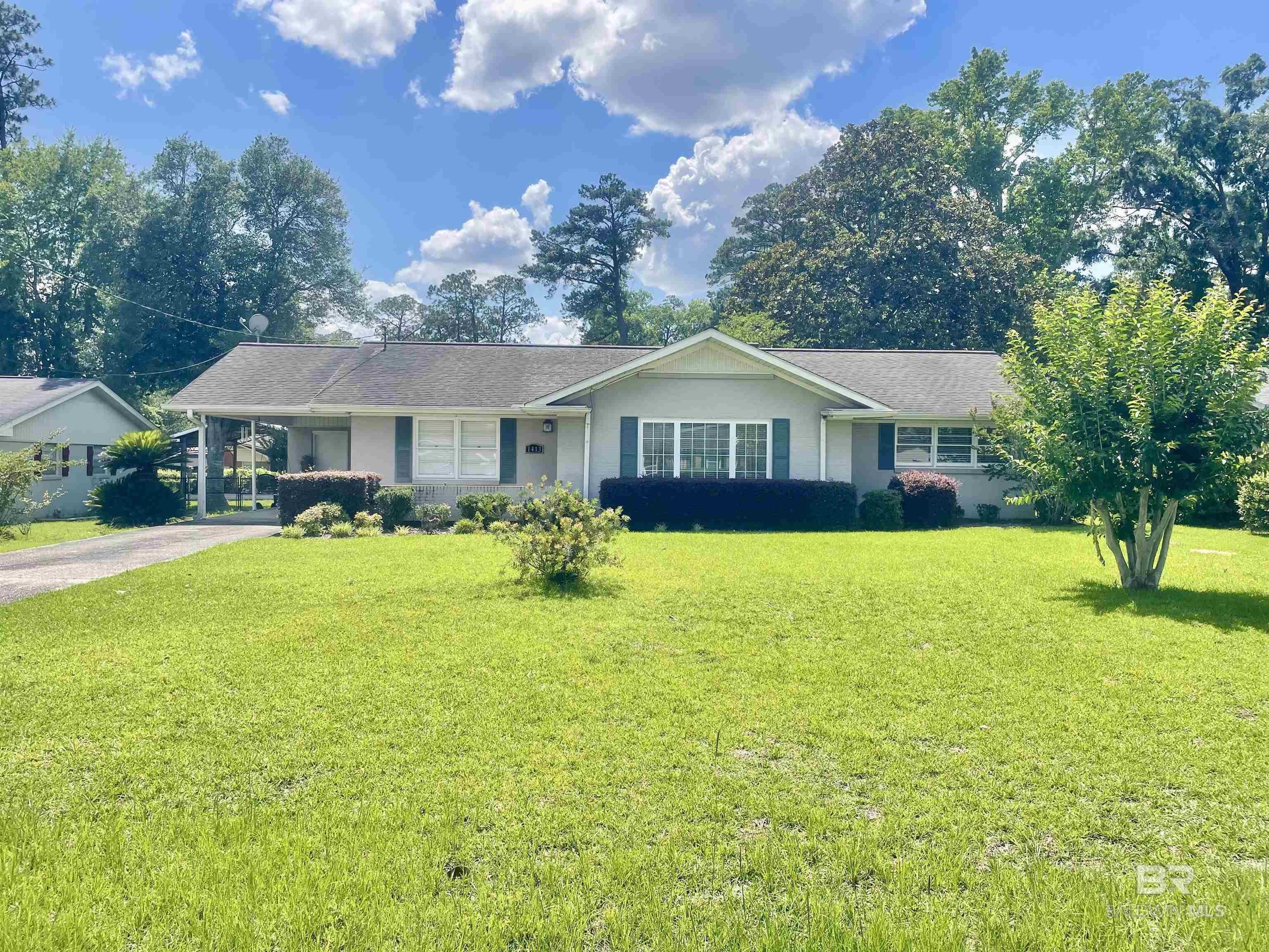https://zimg.paragon.ice.com/ParagonImages/Property/PG/BCAR/397608/4/0/0/c071efce81dd33d94a595d1c74d85e7e/7/56a28dc33eb4c4a80e817aa770944716/397608-45f8e4e4-fd1c-4cce-983d-204fbf772d76.JPG
