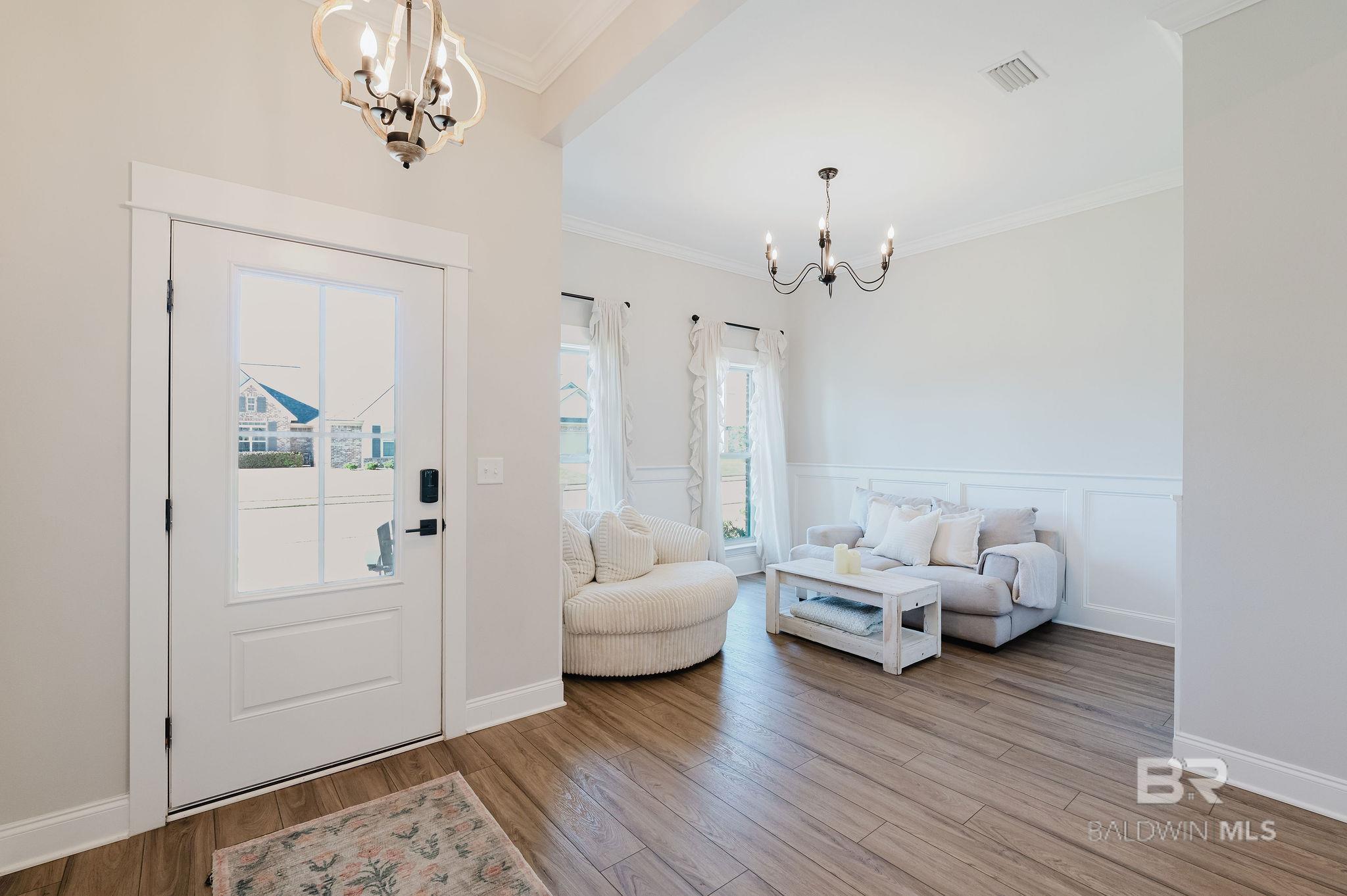 https://zimg.paragon.ice.com/ParagonImages/Property/PG/BCAR/397612/24/0/0/2380c9bc0b6edd1db64c3609c25fe143/7/28e9b77979ac23958671046d8d125e96/397612-e40e8e95-0107-4a0d-a482-657059aca1eb.JPG