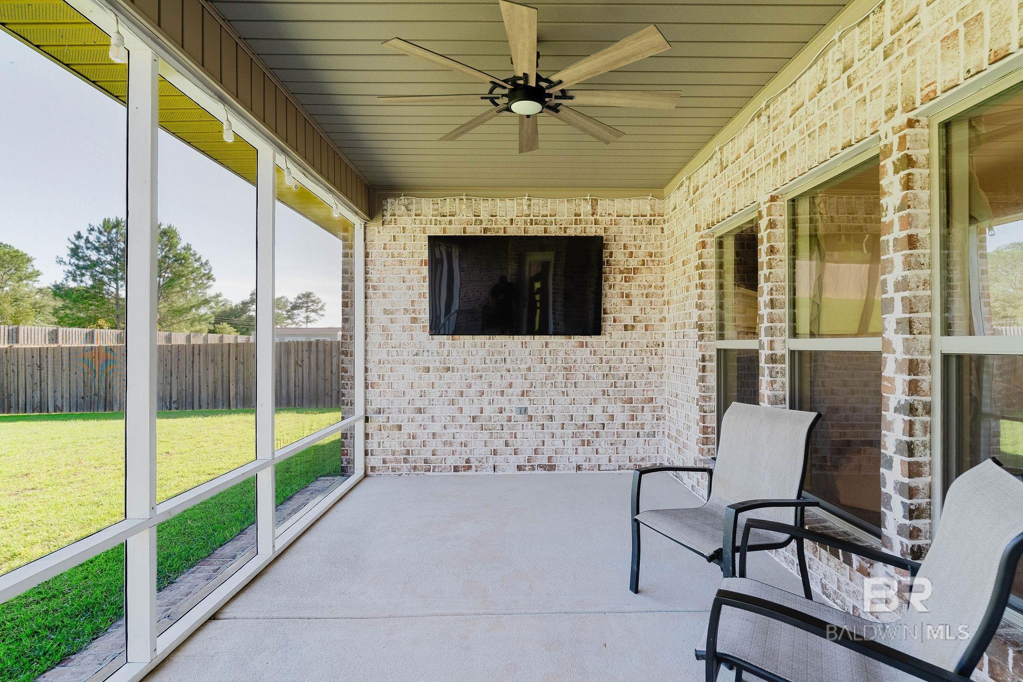 https://zimg.paragon.ice.com/ParagonImages/Property/PG/BCAR/397612/54/0/0/a4fae4321373f1290487d8c95ea42b91/7/28e9b77979ac23958671046d8d125e96/397612-b77b3716-fee7-4e4c-9fd3-d4f1ab2bbc6e.JPG
