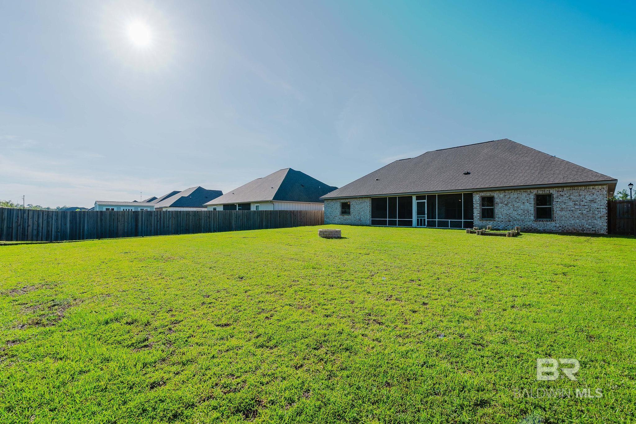 https://zimg.paragon.ice.com/ParagonImages/Property/PG/BCAR/397612/57/0/0/48851440c7f0ac7c80ffa57ce32c47e7/7/28e9b77979ac23958671046d8d125e96/397612-30cb0247-74de-4ad1-a905-4a9d545c2282.JPG
