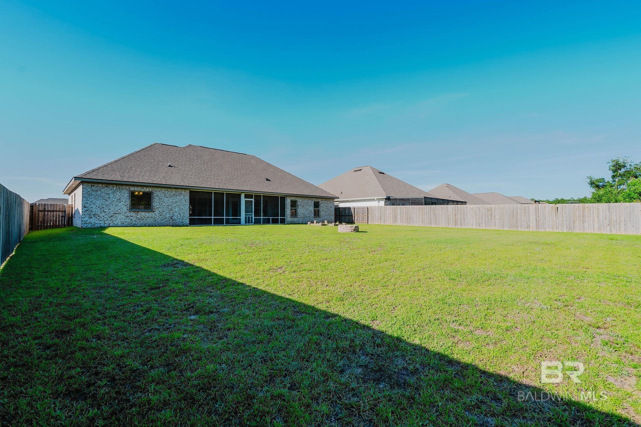 https://zimg.paragon.ice.com/ParagonImages/Property/PG/BCAR/397612/59/0/0/3f59a407123a4a95c02a10d69aa5fd34/7/28e9b77979ac23958671046d8d125e96/397612-6effb964-43b1-4e46-8ffa-79b314b3b597.JPG