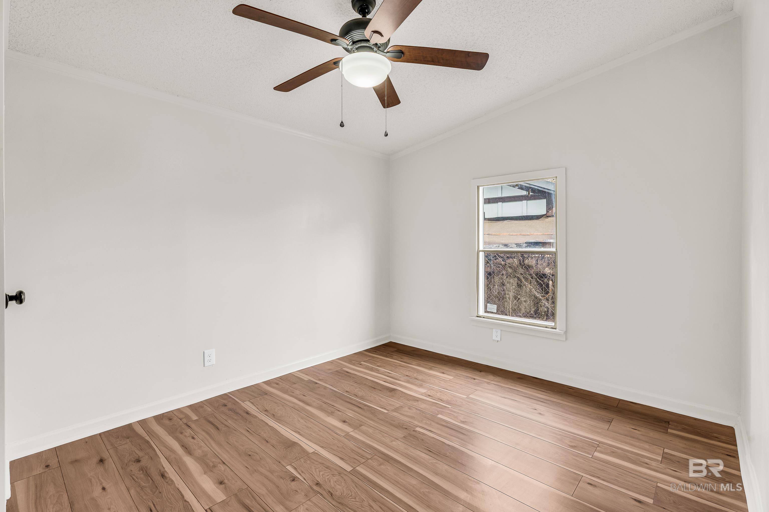 https://zimg.paragon.ice.com/ParagonImages/Property/PG/BCAR/397613/21/0/0/996fa4e8f3f198240e6c62f6cc2dd722/7/1458021d2930f1b181d4d08cc2af2af6/397613-C2A1B453-DDE2-451D-A0E1-6DE571685B25.JPG