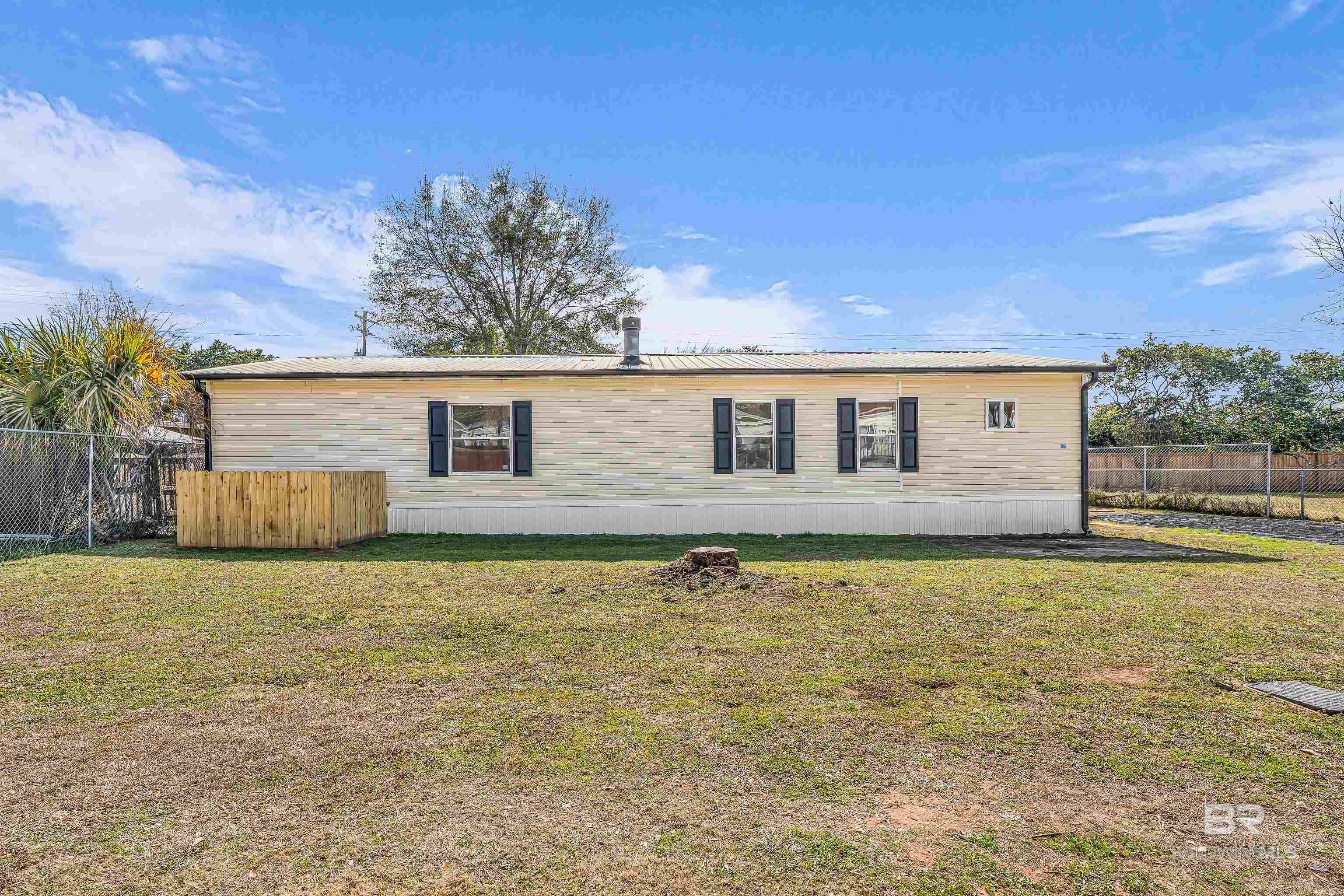 https://zimg.paragon.ice.com/ParagonImages/Property/PG/BCAR/397613/30/0/0/613beeaf5288aa87479e8cf3dc309e18/7/1458021d2930f1b181d4d08cc2af2af6/397613-390AC836-7C1C-4481-8090-AB30FC959F86.JPG