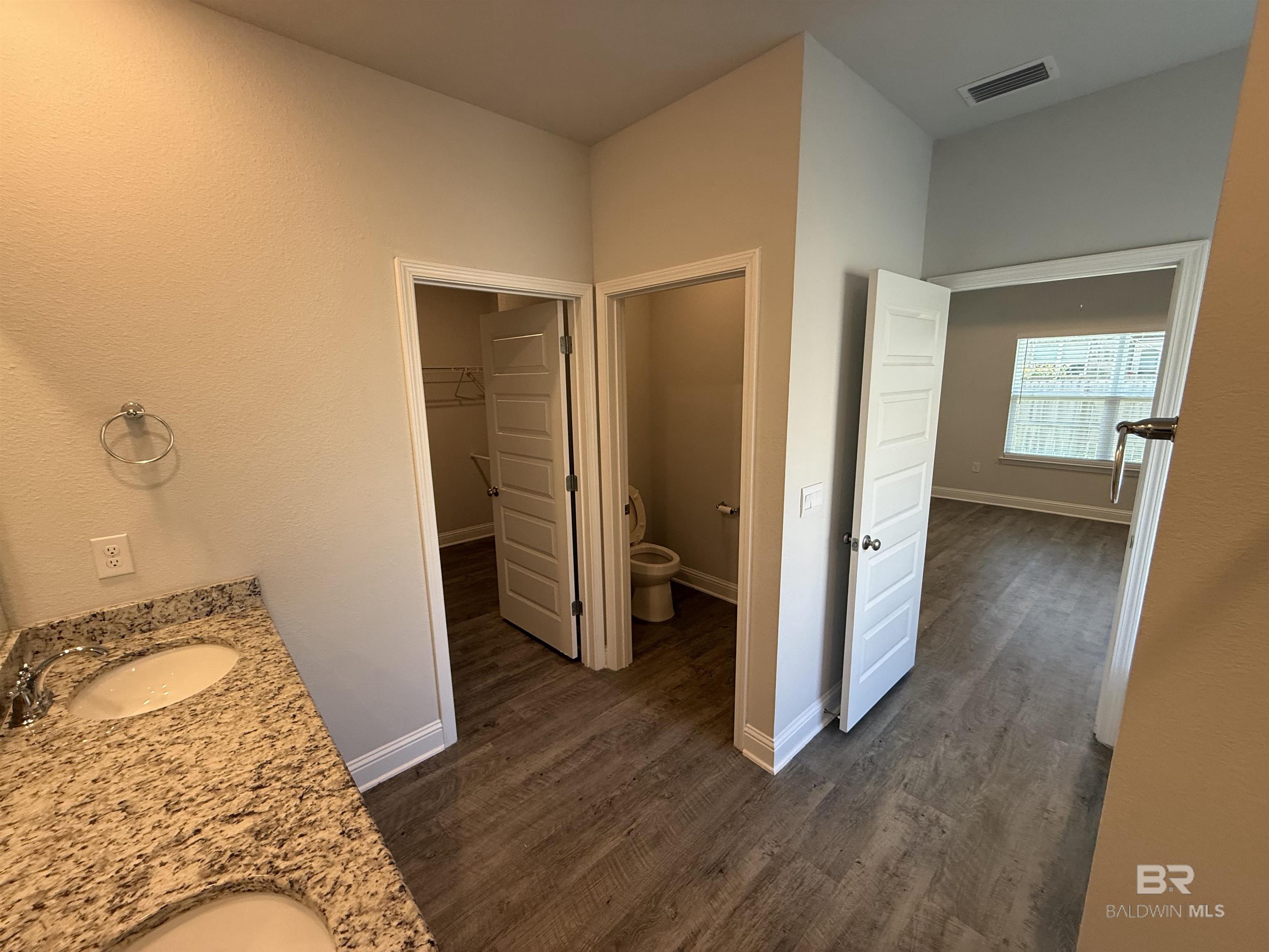 https://zimg.paragon.ice.com/ParagonImages/Property/PG/BCAR/397614/32/0/0/c00ad79211247605c20e16fbd6618ea2/7/3ccac38aadd3b1e0d1bdff8ca78a8c69/397614-15c4eabe-3504-4f3d-aa17-a53d784dbbef.JPG