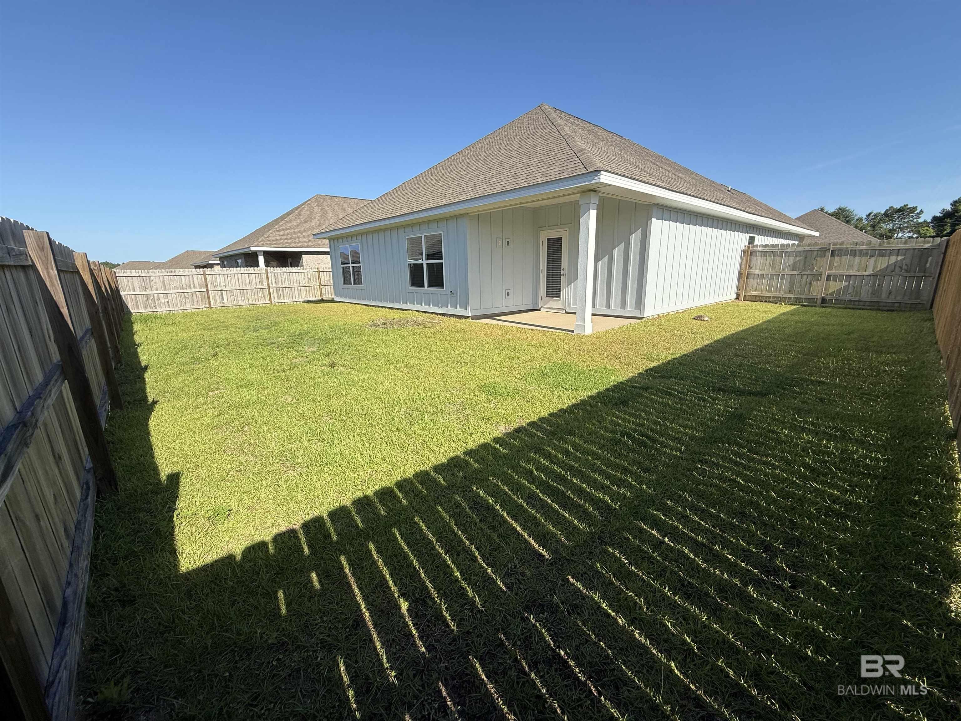 https://zimg.paragon.ice.com/ParagonImages/Property/PG/BCAR/397614/37/0/0/91c8a909e039e9c6e5f3c3fa7035dbf4/7/3ccac38aadd3b1e0d1bdff8ca78a8c69/397614-3cae5642-b2ca-45b6-a51f-329a60c2f561.JPG