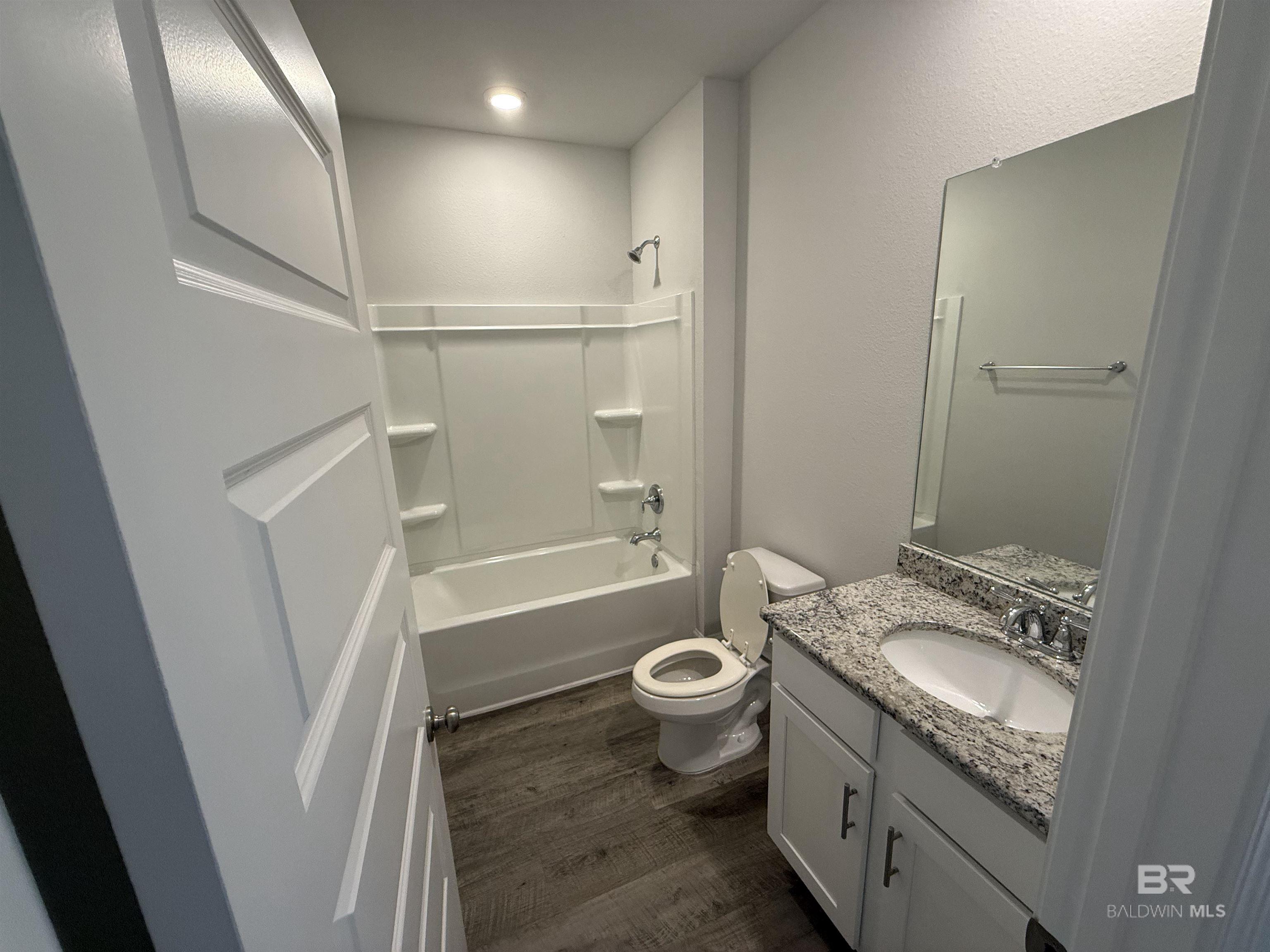 https://zimg.paragon.ice.com/ParagonImages/Property/PG/BCAR/397614/9/0/0/30c494e38093b5011c32bfa8560ffb91/7/3ccac38aadd3b1e0d1bdff8ca78a8c69/397614-de906b4a-8d43-4835-962c-6cd0408f23f2.JPG
