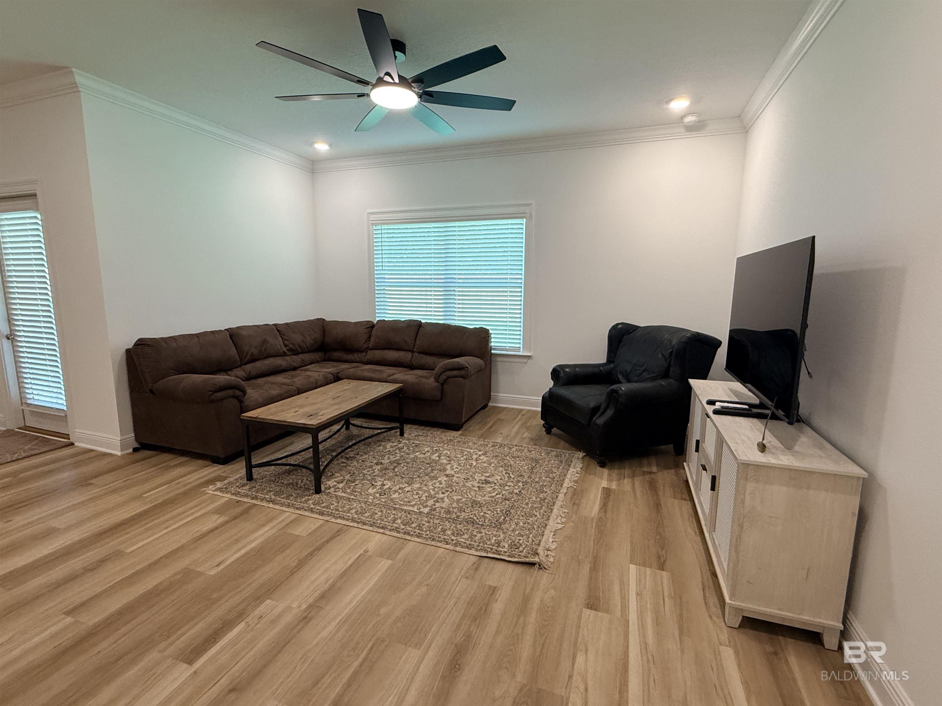 https://zimg.paragon.ice.com/ParagonImages/Property/PG/BCAR/397615/6/0/0/caf28de014bb0054c9e03dab4b1e2097/7/6806f0bbb24833a2bd913bd84379b7f9/397615-1cfcf188-98b4-4988-b12d-bf818d75378b.JPG