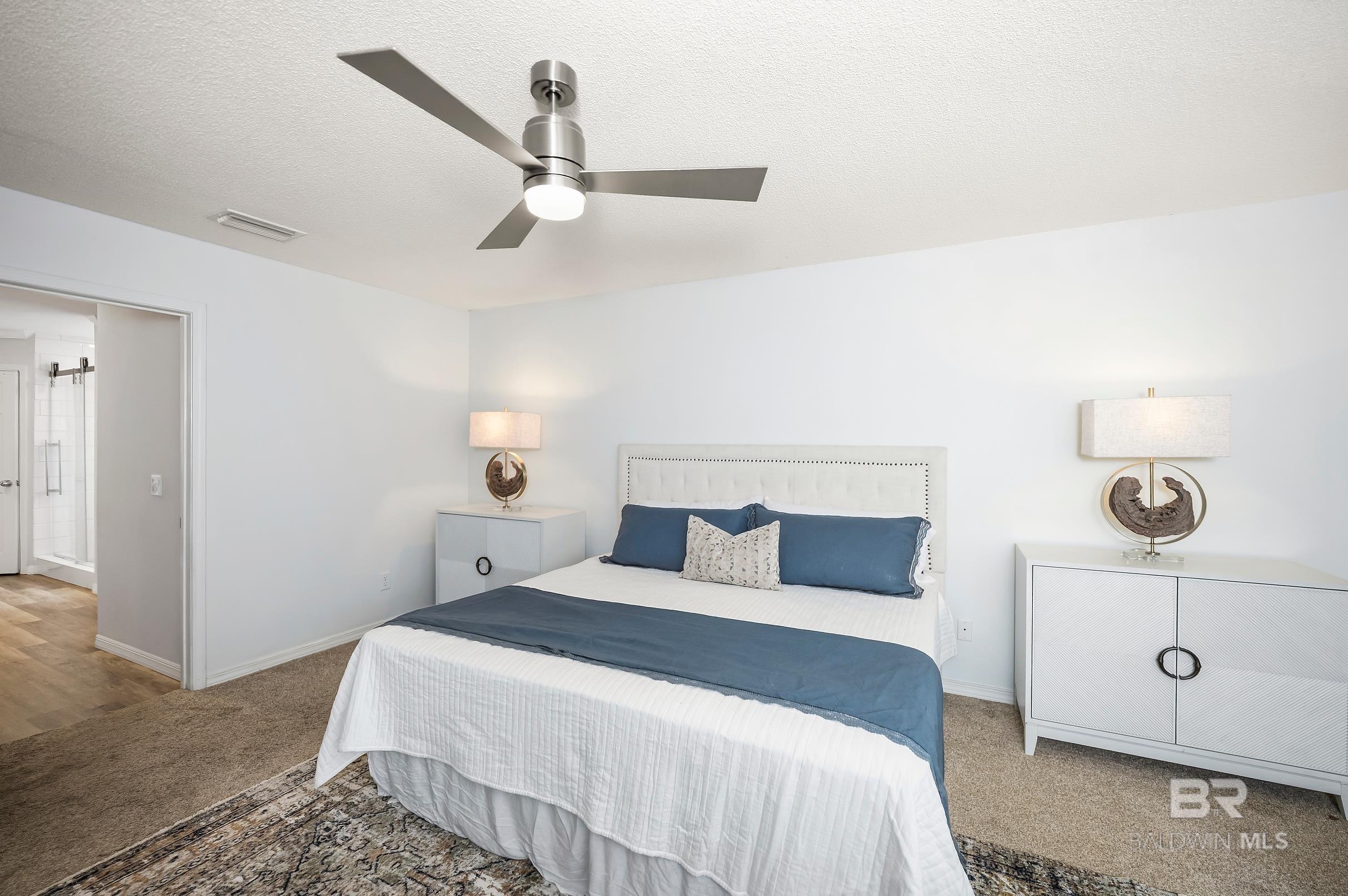 https://zimg.paragon.ice.com/ParagonImages/Property/PG/BCAR/397616/19/0/0/5b7cd86a56bffa50fb75e6dc06842666/7/594c47f801f49cbcdb53e076c830c733/397616-b98c6f15-3d14-40c2-8867-35f57cc27f9f.JPG