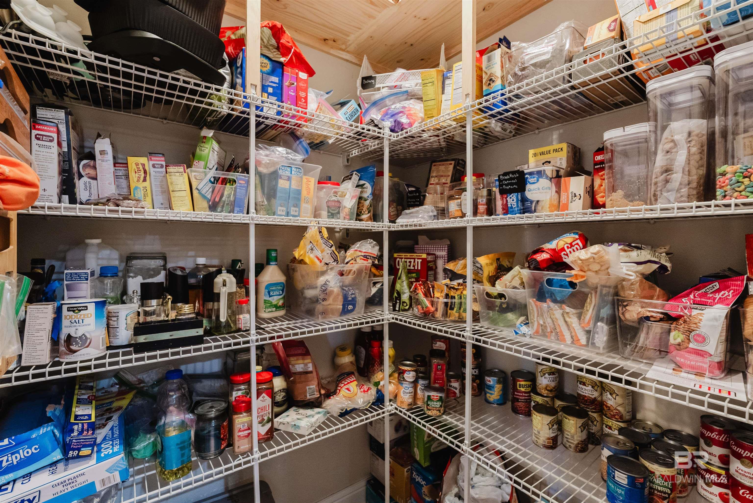 https://zimg.paragon.ice.com/ParagonImages/Property/PG/BCAR/397617/14/0/0/7e9285a4752118e35a12b5dfc00dfb02/7/83ae8d4299fc952a6867393747c47612/397617-87fcdc85-be48-4563-aa01-c117d0791454.JPG