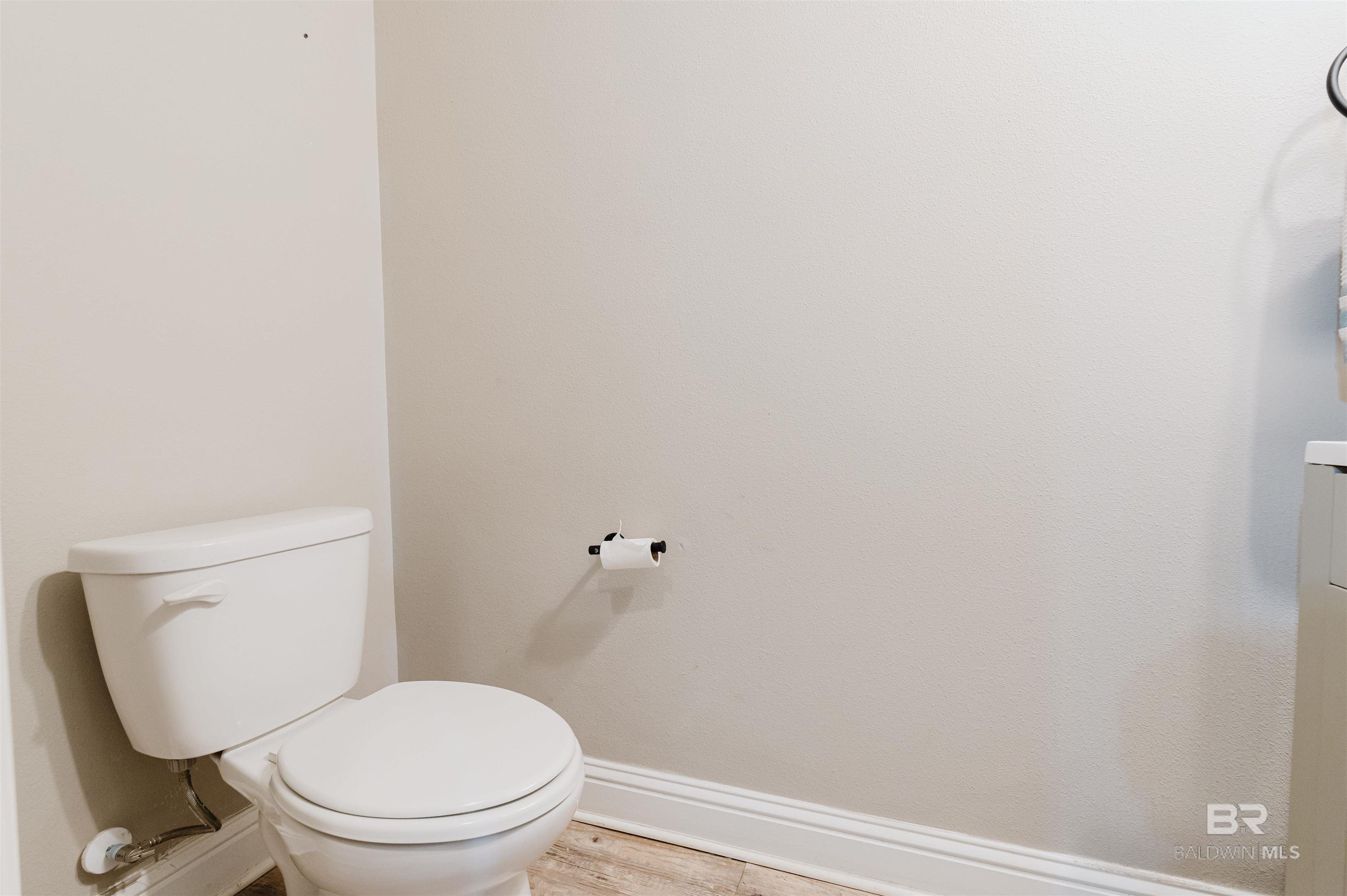 https://zimg.paragon.ice.com/ParagonImages/Property/PG/BCAR/397617/23/0/0/805a86eaf5acafeaacbc65059b3f66ec/7/83ae8d4299fc952a6867393747c47612/397617-8a557ea0-98ef-4e61-a77d-b00d98b0b975.JPG