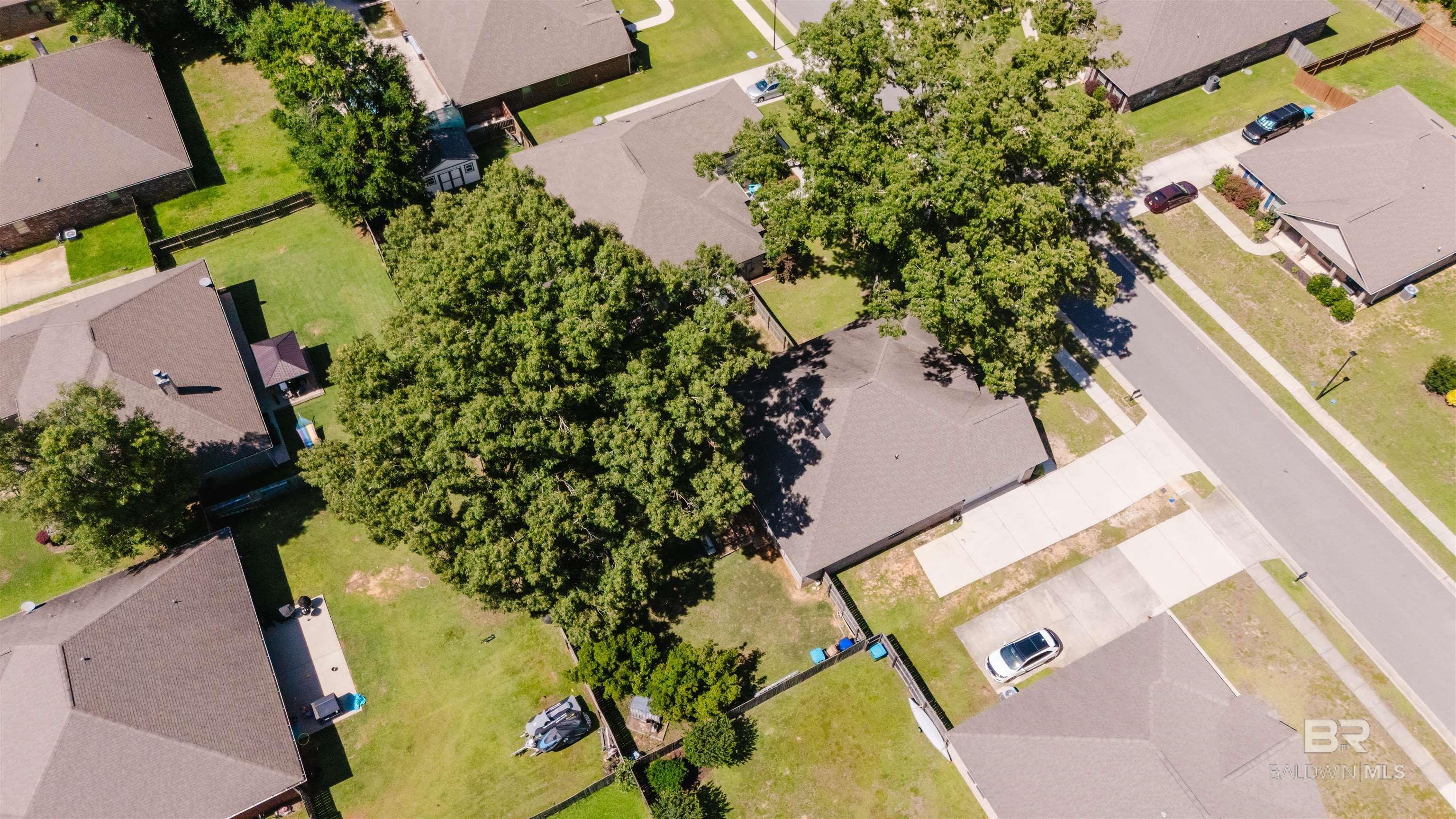 https://zimg.paragon.ice.com/ParagonImages/Property/PG/BCAR/397617/51/0/0/4a159e610d48b79b8e825491767cc041/7/83ae8d4299fc952a6867393747c47612/397617-12461b38-8a11-46ed-a431-4877767f4561.JPG