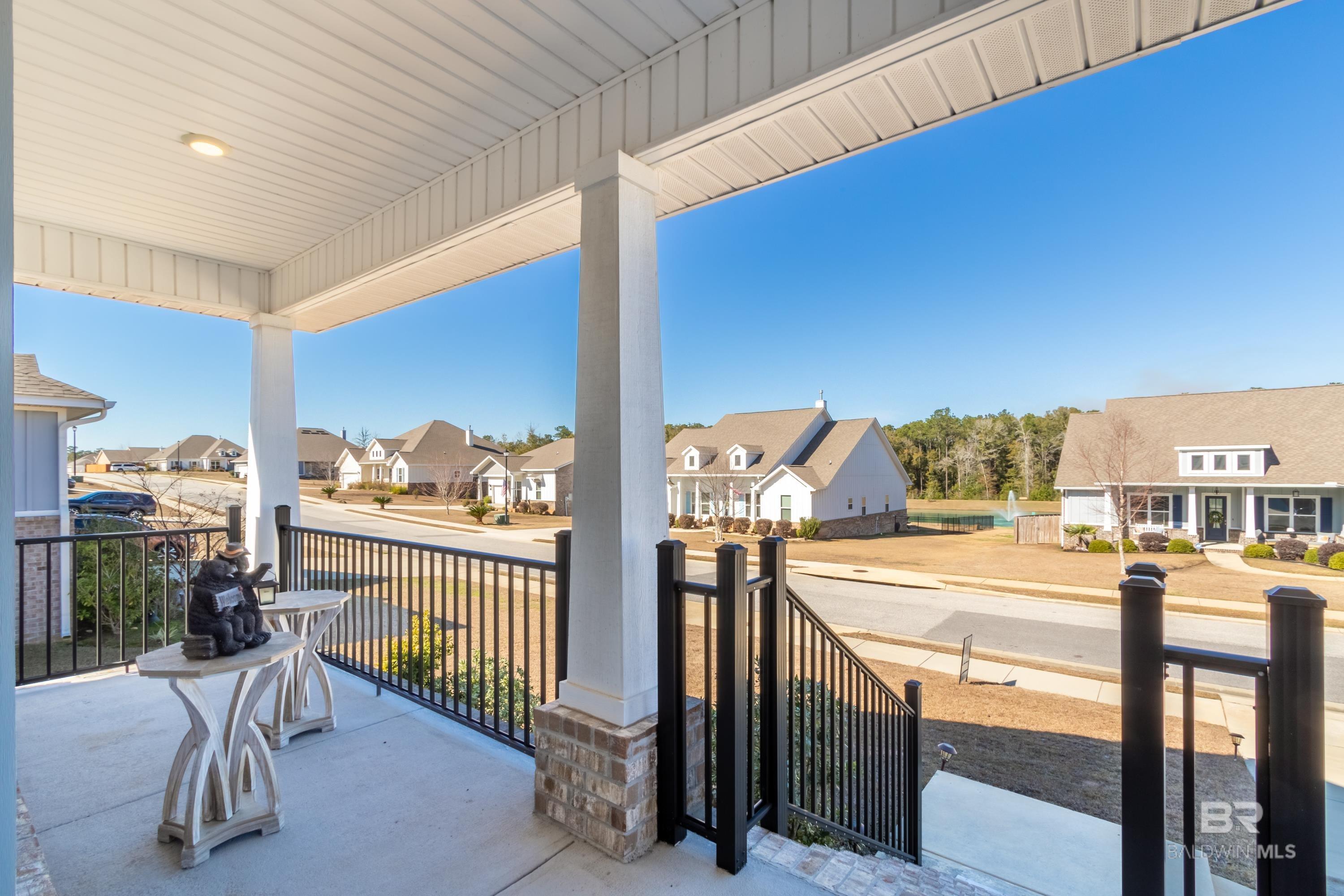 https://zimg.paragon.ice.com/ParagonImages/Property/PG/BCAR/397633/13/0/0/8301056efe316bb1e7a0930b45cca565/7/50efe8f179fa7adb1ed21df45cf69de9/397633-6940e476-2ec6-4481-86d3-4bc5a778a26c.JPG