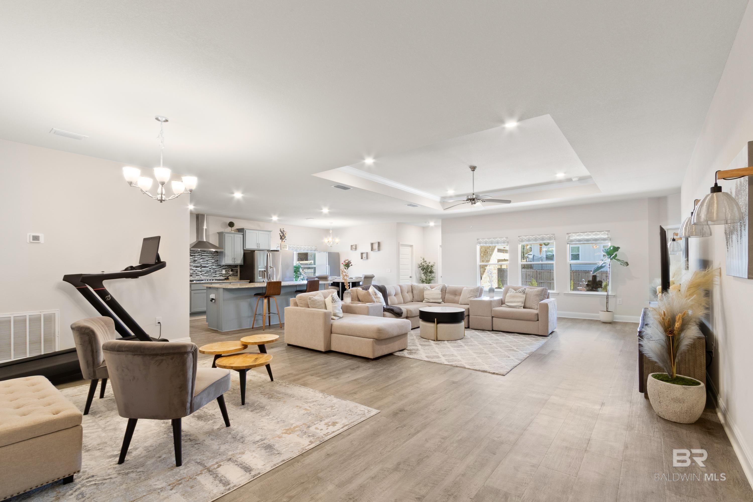 https://zimg.paragon.ice.com/ParagonImages/Property/PG/BCAR/397633/24/0/0/42b618ace0c7e17bdb234d28db9ba746/7/50efe8f179fa7adb1ed21df45cf69de9/397633-1b2d61eb-6ff8-4941-ae78-6cec40115515.JPG