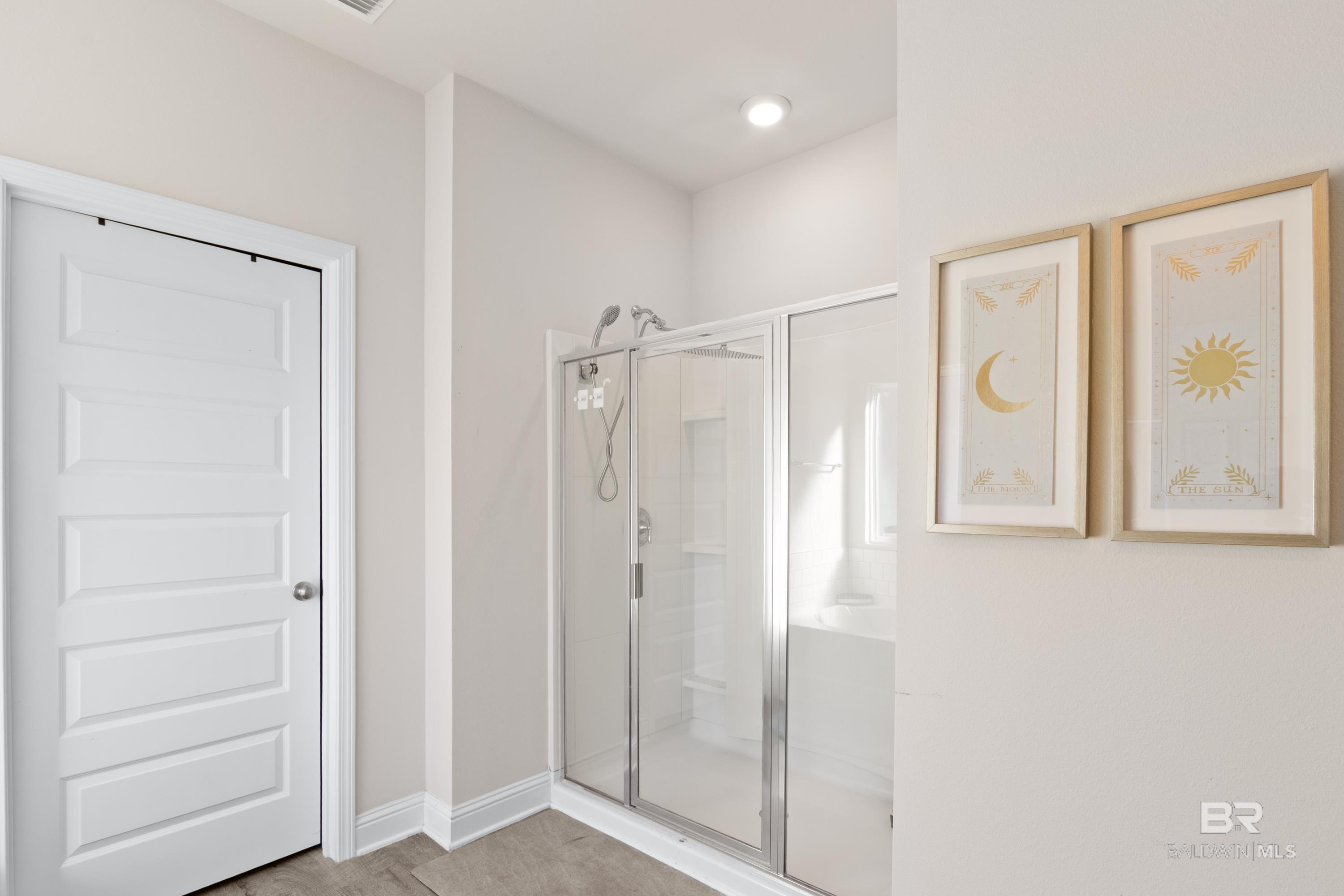 https://zimg.paragon.ice.com/ParagonImages/Property/PG/BCAR/397633/36/0/0/006de799080b33d48b33cfdb3ddcb291/7/50efe8f179fa7adb1ed21df45cf69de9/397633-cd7a13e9-98b1-4018-8233-4cbbf7a62d76.JPG