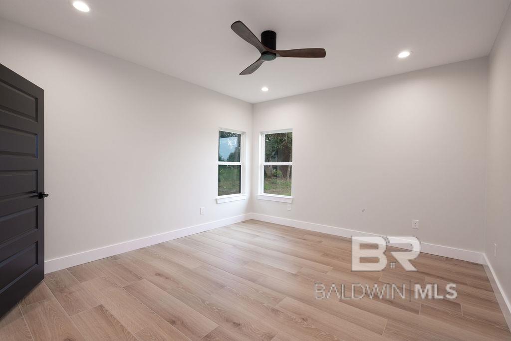 https://zimg.paragon.ice.com/ParagonImages/Property/PG/BCAR/397639/18/0/0/5060c2e41d2fcd29bfab01216275908c/7/9826c4011117ad203f31d5176740dd89/397639-ae9678f4-d48e-4aba-9c19-5c1d024cf3b2.JPG