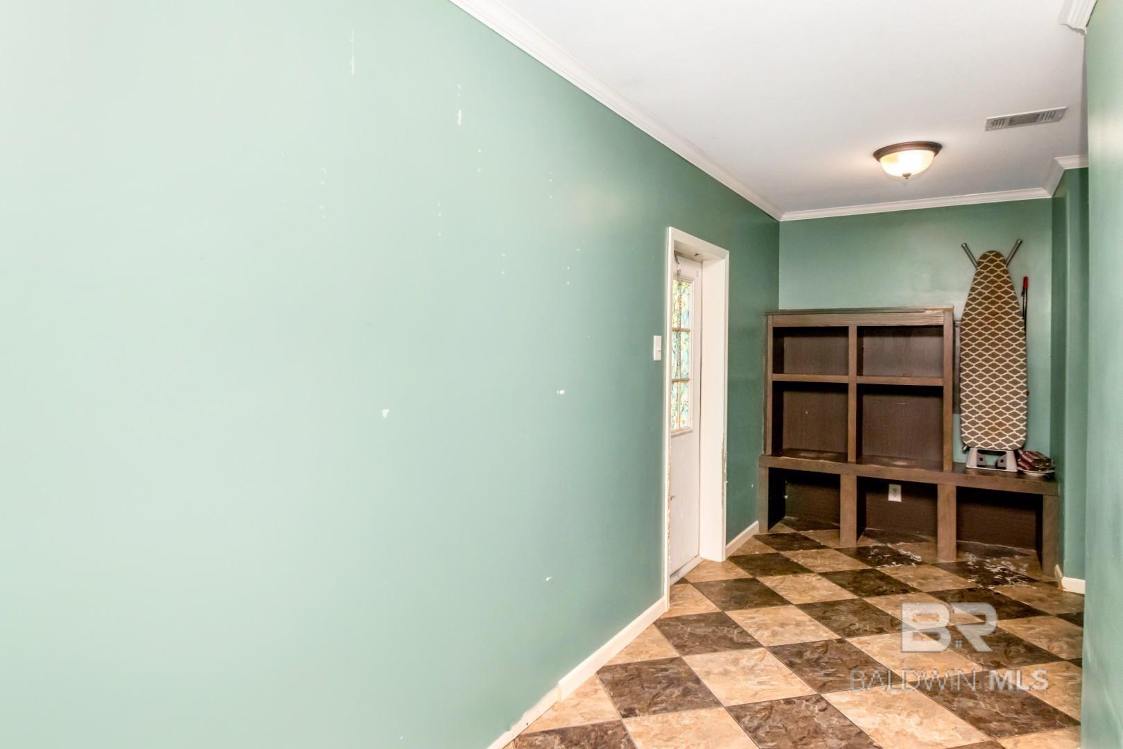 https://zimg.paragon.ice.com/ParagonImages/Property/PG/BCAR/397642/20/0/0/7cf507a6ae895834625c9dcfd93cb60f/7/f2d4cd2042adc1b1bbc2fe1c285f623e/397642-4b895ccc-577a-4685-b3f7-dd11a686073d.JPG