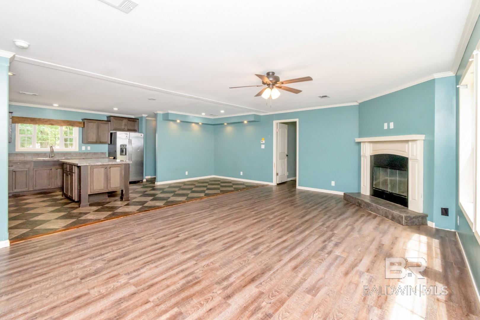 https://zimg.paragon.ice.com/ParagonImages/Property/PG/BCAR/397642/29/0/0/bbc56857cbe2cf0e08c686b731b4eba2/7/f2d4cd2042adc1b1bbc2fe1c285f623e/397642-1ec3bf6a-959a-4651-9e68-6d87e569a27d.JPG
