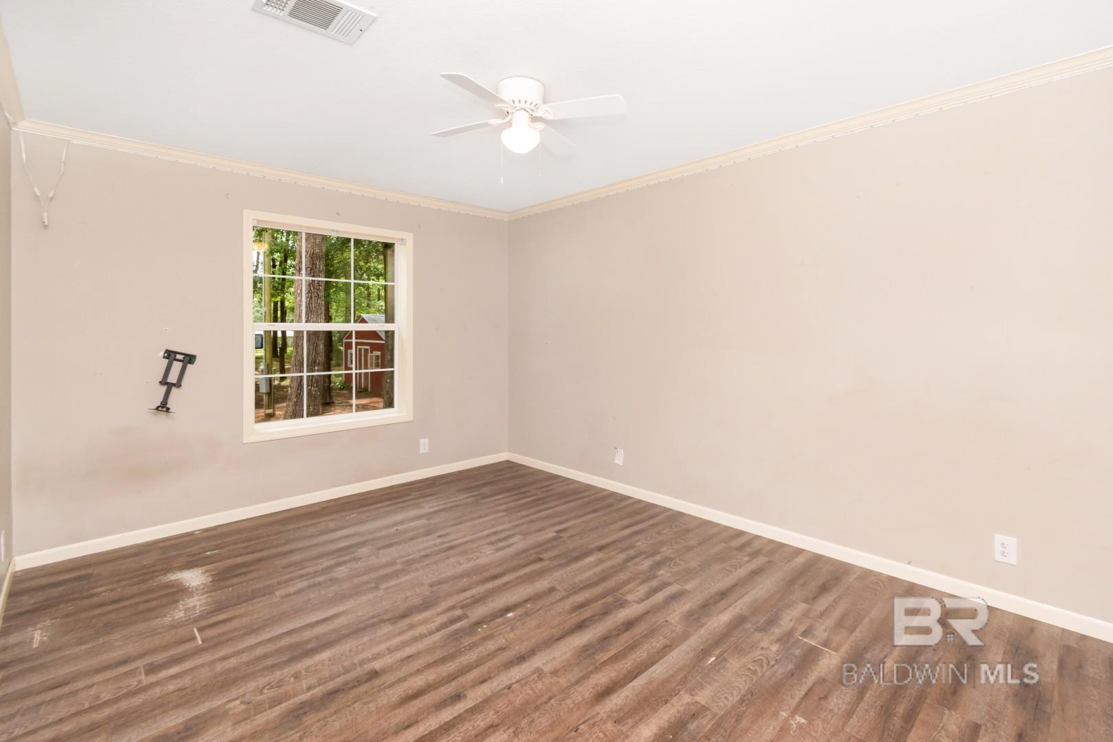 https://zimg.paragon.ice.com/ParagonImages/Property/PG/BCAR/397642/9/0/0/75465c77aa2402e3254abd4a0a7755ad/7/f2d4cd2042adc1b1bbc2fe1c285f623e/397642-ceca364d-6ad7-4057-bd95-07b779a1d6c6.JPG