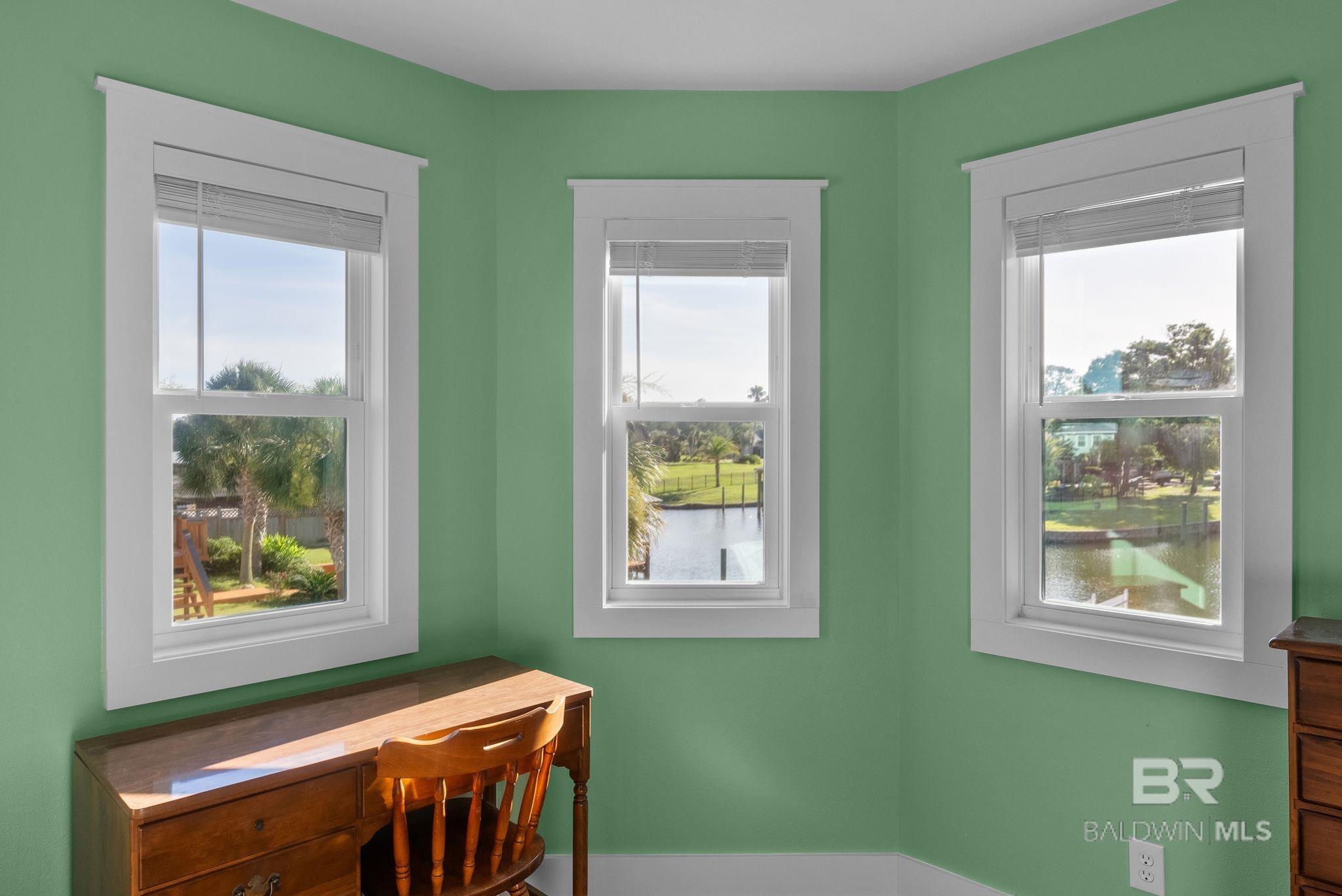 https://zimg.paragon.ice.com/ParagonImages/Property/PG/BCAR/397654/33/0/0/c2f1ef566c7ef23bf665ae42c252da27/7/002b91971f60b42e3bd23bf40ddc1f18/397654-f638bba2-1b04-43eb-a8a6-d5c28352c5a1.JPG