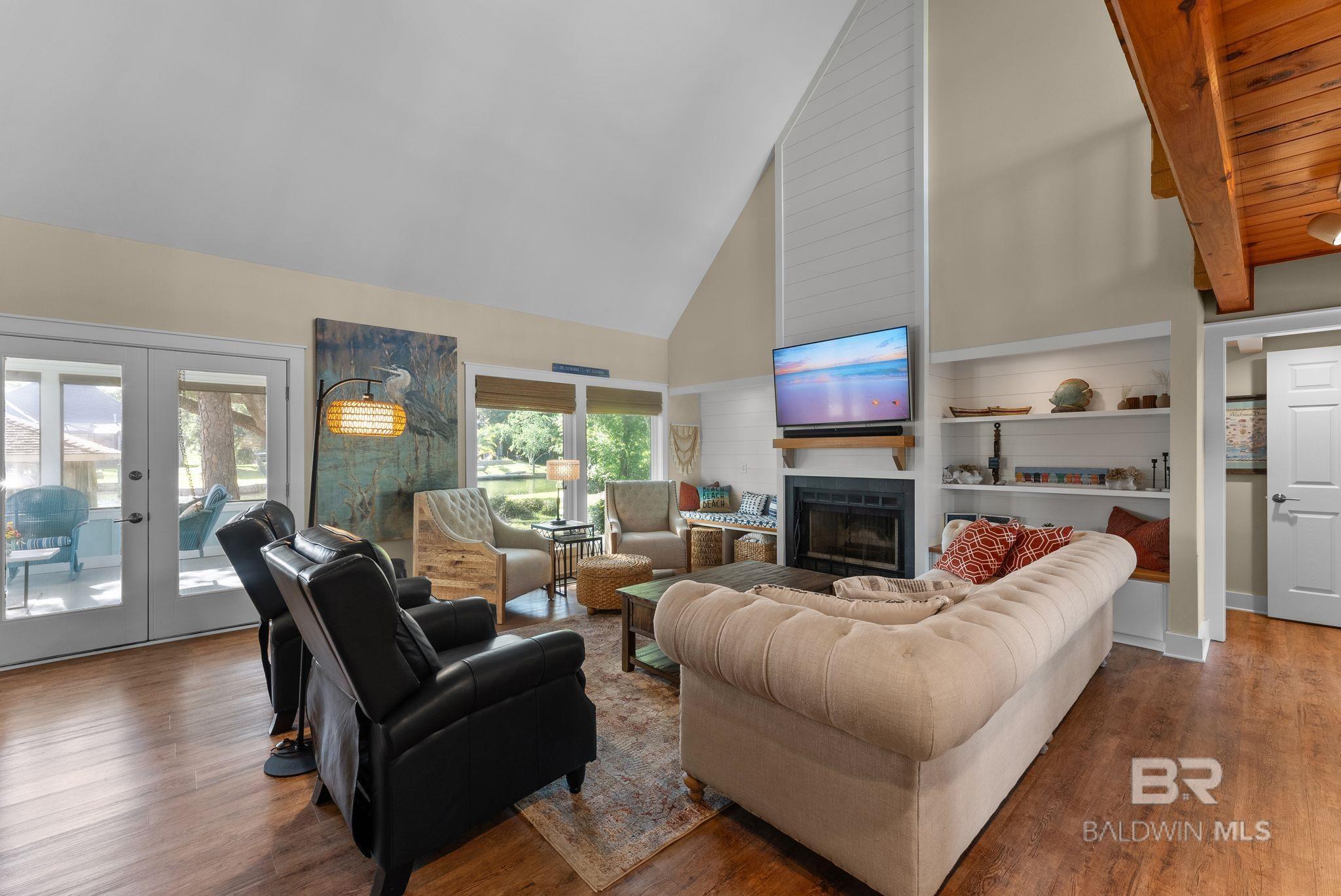 https://zimg.paragon.ice.com/ParagonImages/Property/PG/BCAR/397654/6/0/0/08796d5bcd23caa7f7e158bc78d26cda/7/002b91971f60b42e3bd23bf40ddc1f18/397654-65b5216c-3bf5-4112-84ce-71e15eb5ae12.JPG